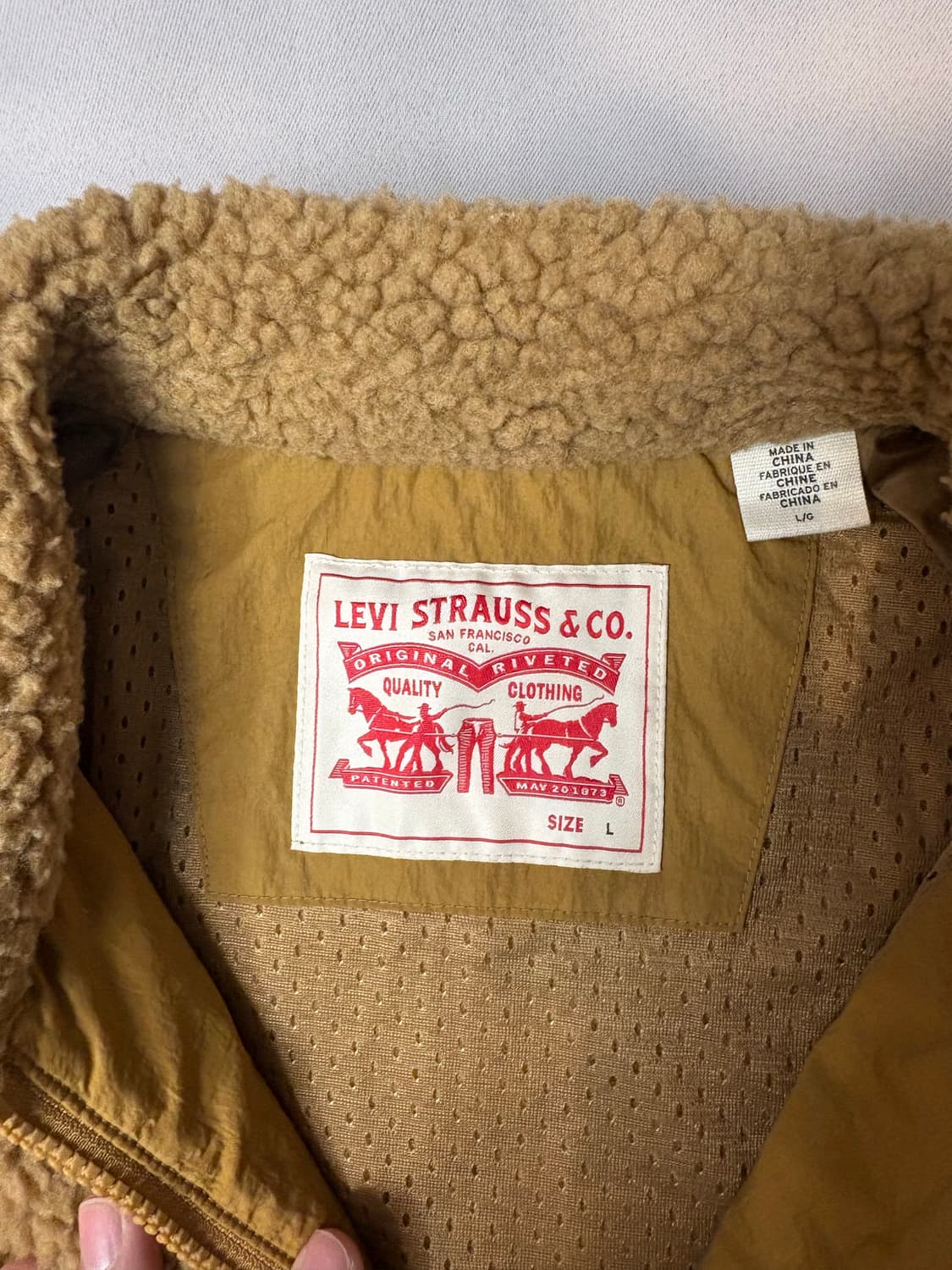 리바이스 뽀글이 플리스 자켓 베이지 상품이미지3