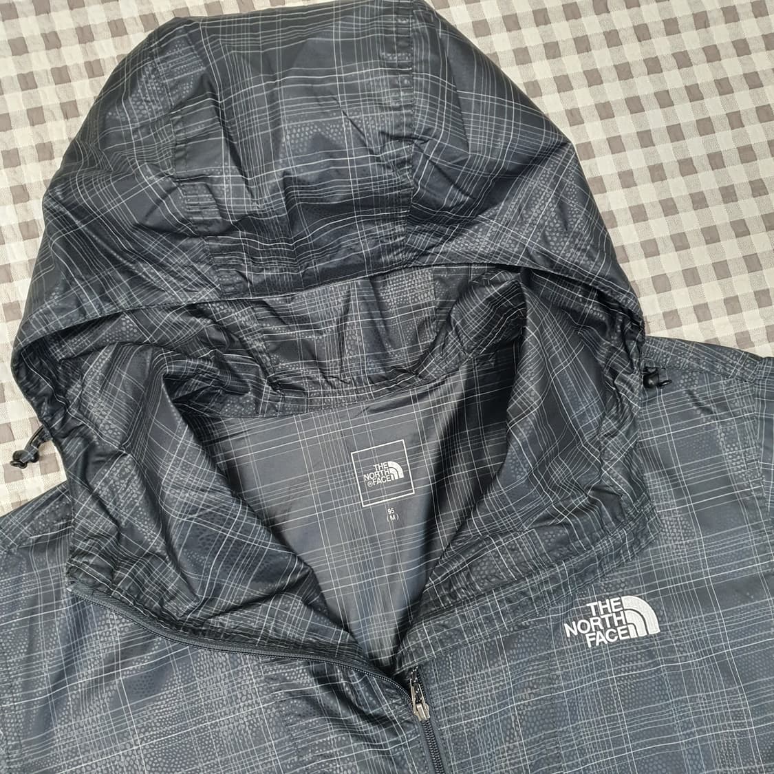 노스페이스 나일론 바람막이 후드집업 자켓 남자95~100 상품이미지2