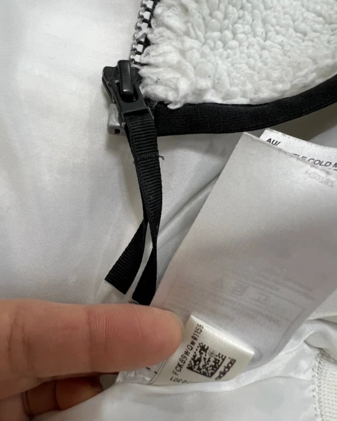 아디다스 남성 아이보리 후리스 집업패딩 
 상품이미지6