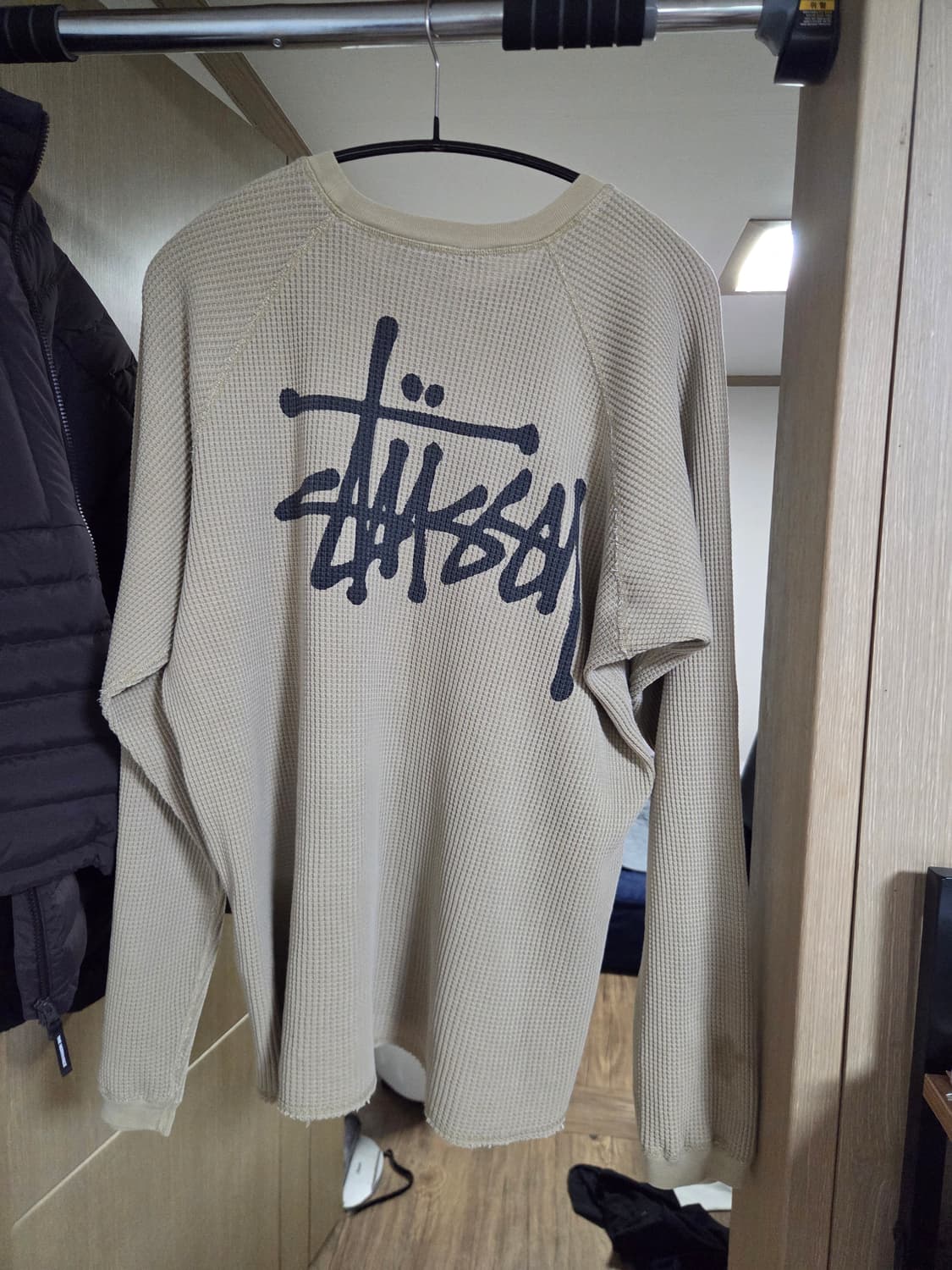 스투시 래글런 써머 롱슬리브 크루 샌드팝니다 상품이미지3