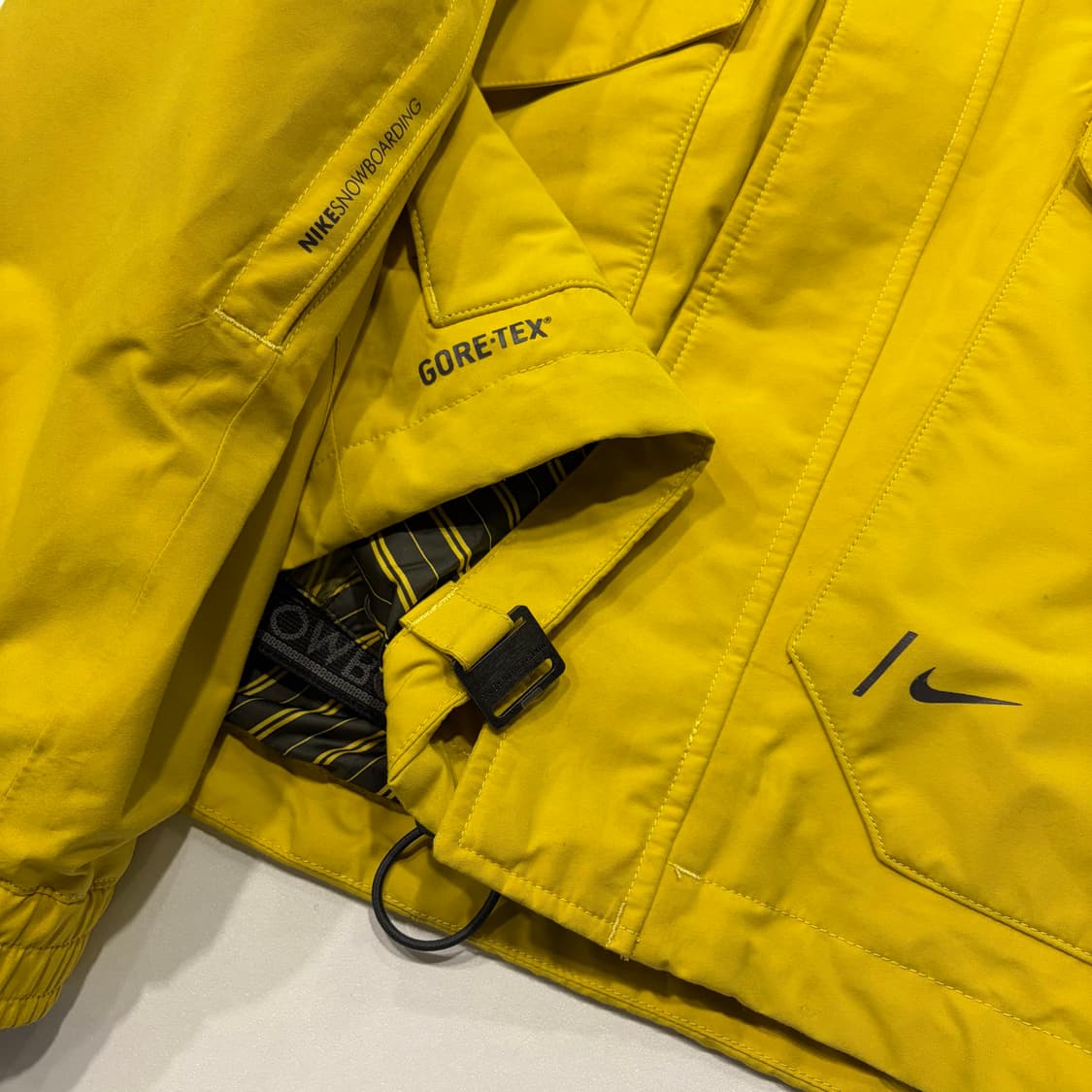 [L] 10s 나이키 고어텍스 스케이트보딩 옐로우 바람막이 자켓 C528 상품이미지7