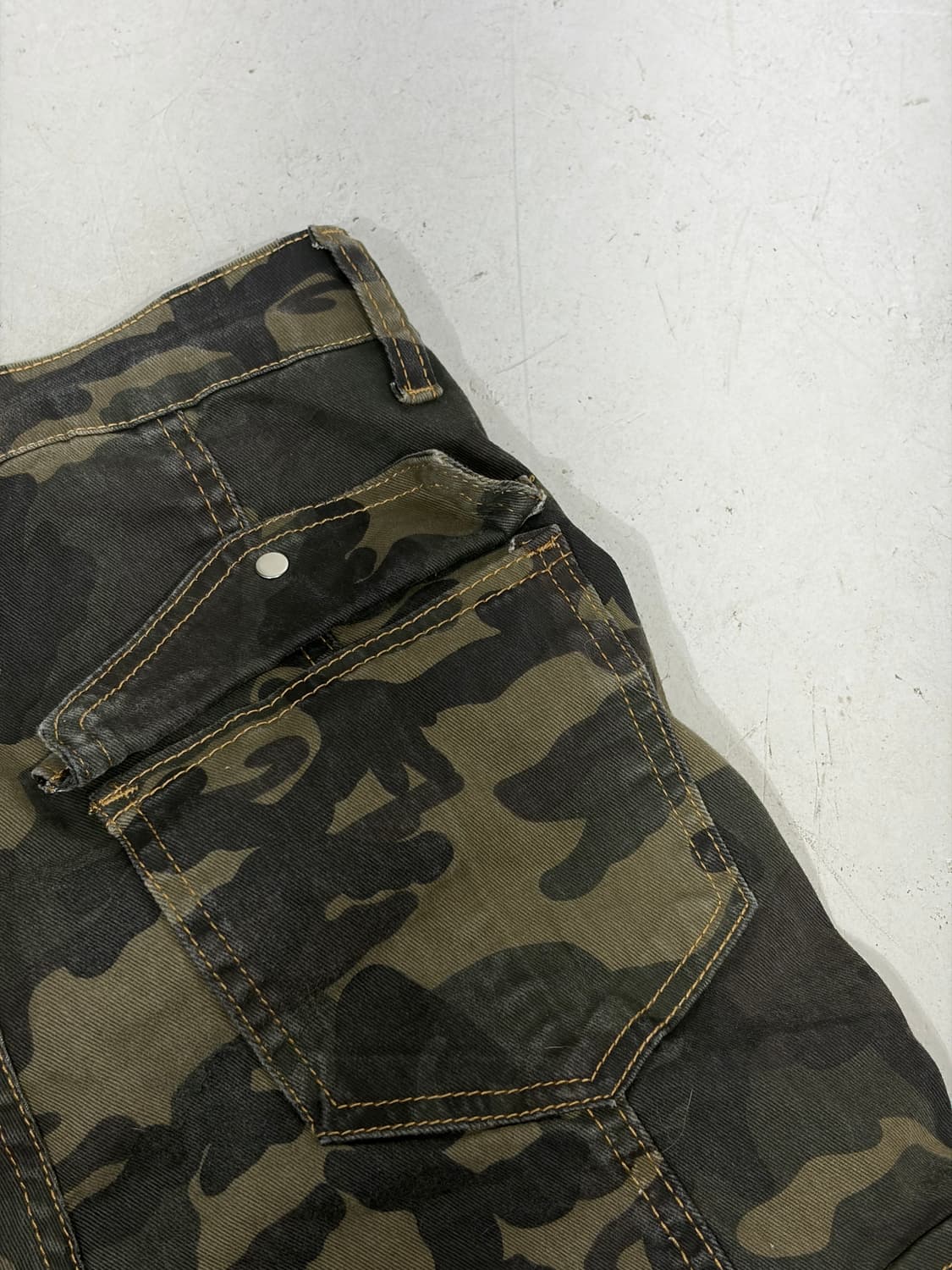 일본빈티지 로우라이즈 부츠컷 카모 카고 팬츠 S 상품이미지7