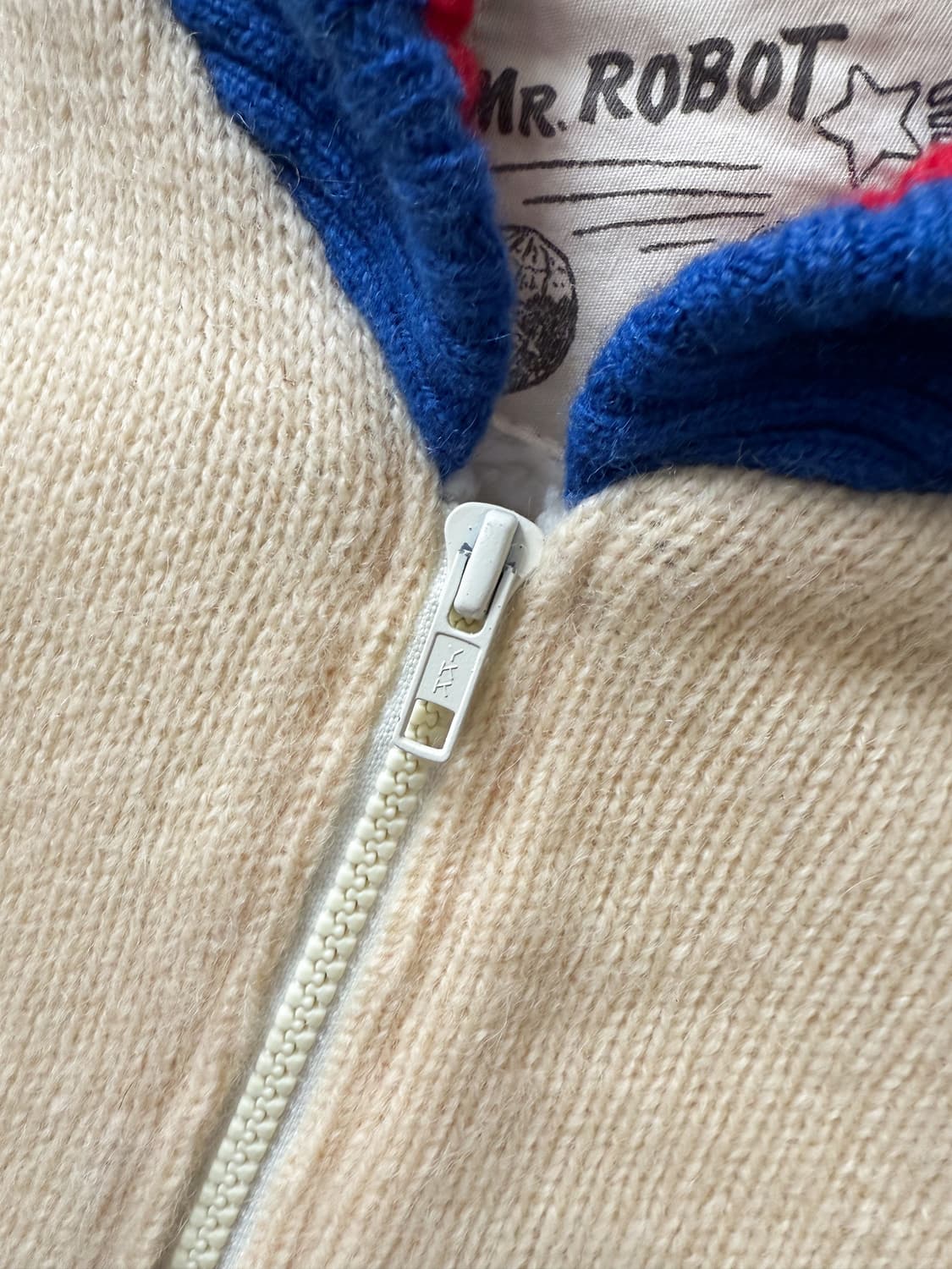 Mr. Robot Wool Sweater Jacket 상품이미지4