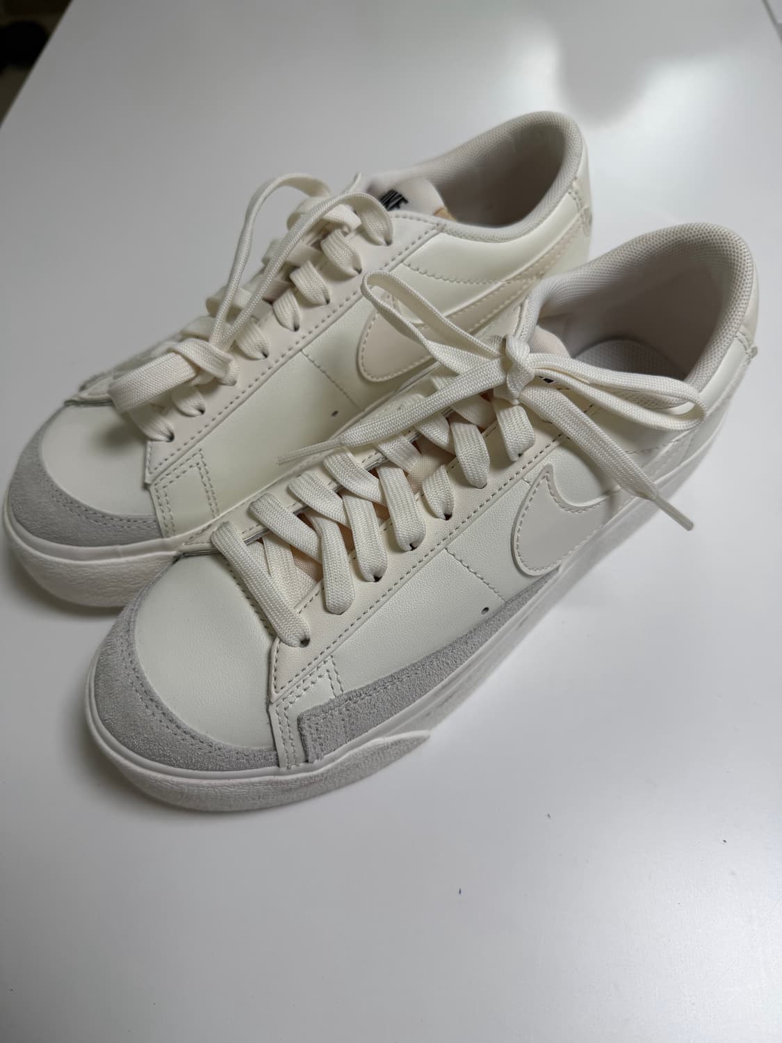 나이키 블레이저 로우 플랫폼 240 상품이미지1