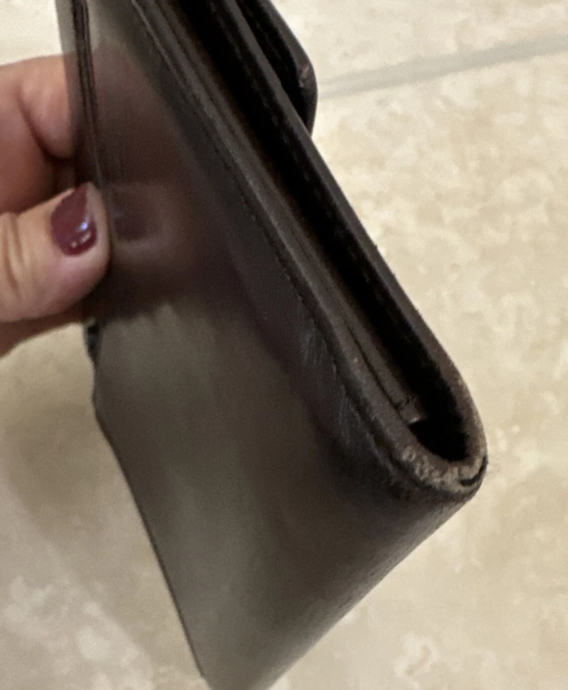 프라다 지갑Prada Leather Tri-Fold Flap Wallet 상품이미지3