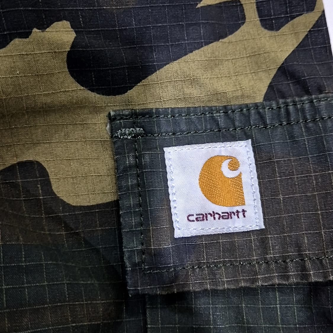 칼하트 카모플라쥬 카고팬츠 상품이미지3