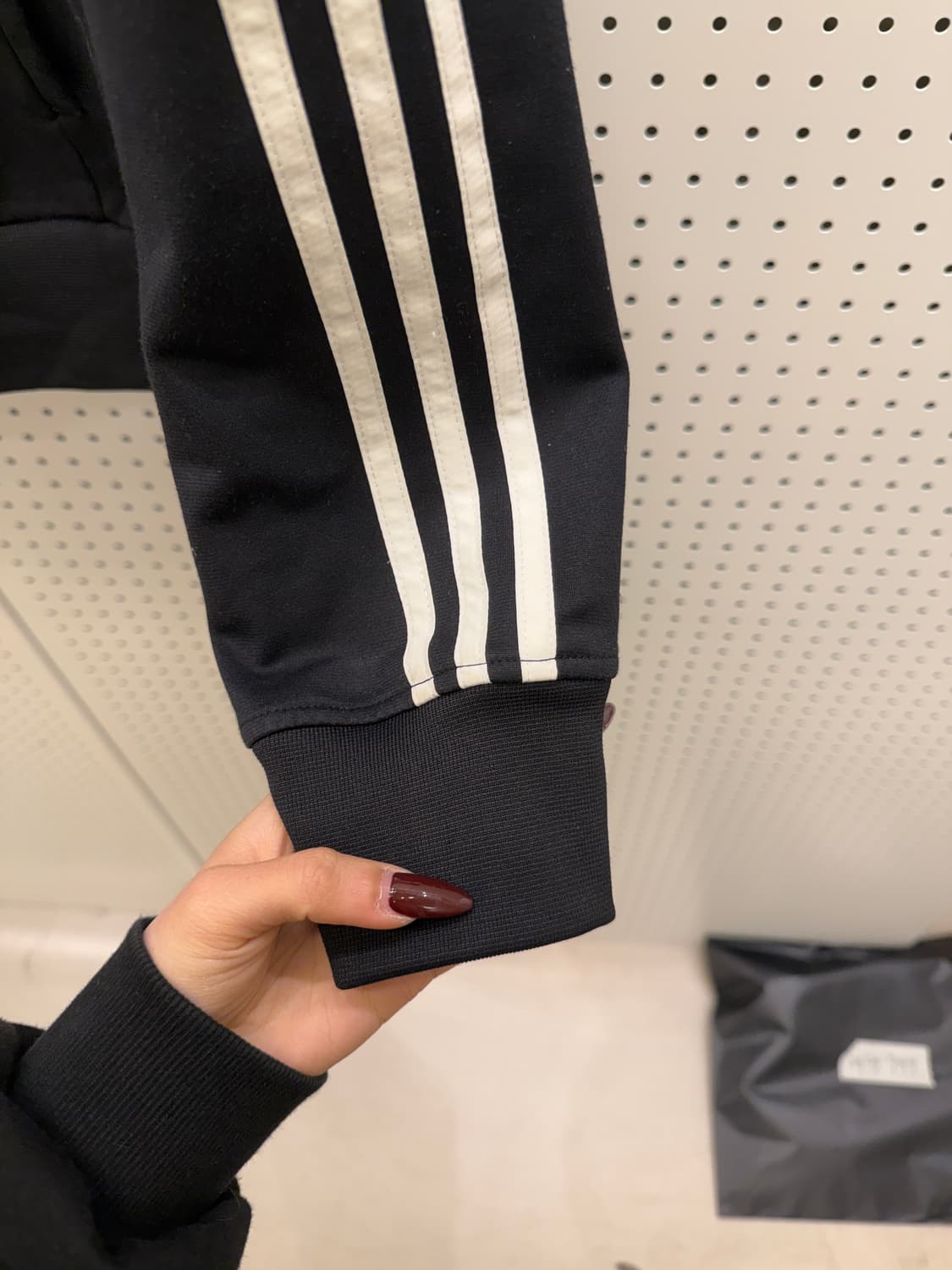 아디다스 슈퍼스타 트랙탑 져지 블랙 U1518 상품이미지4