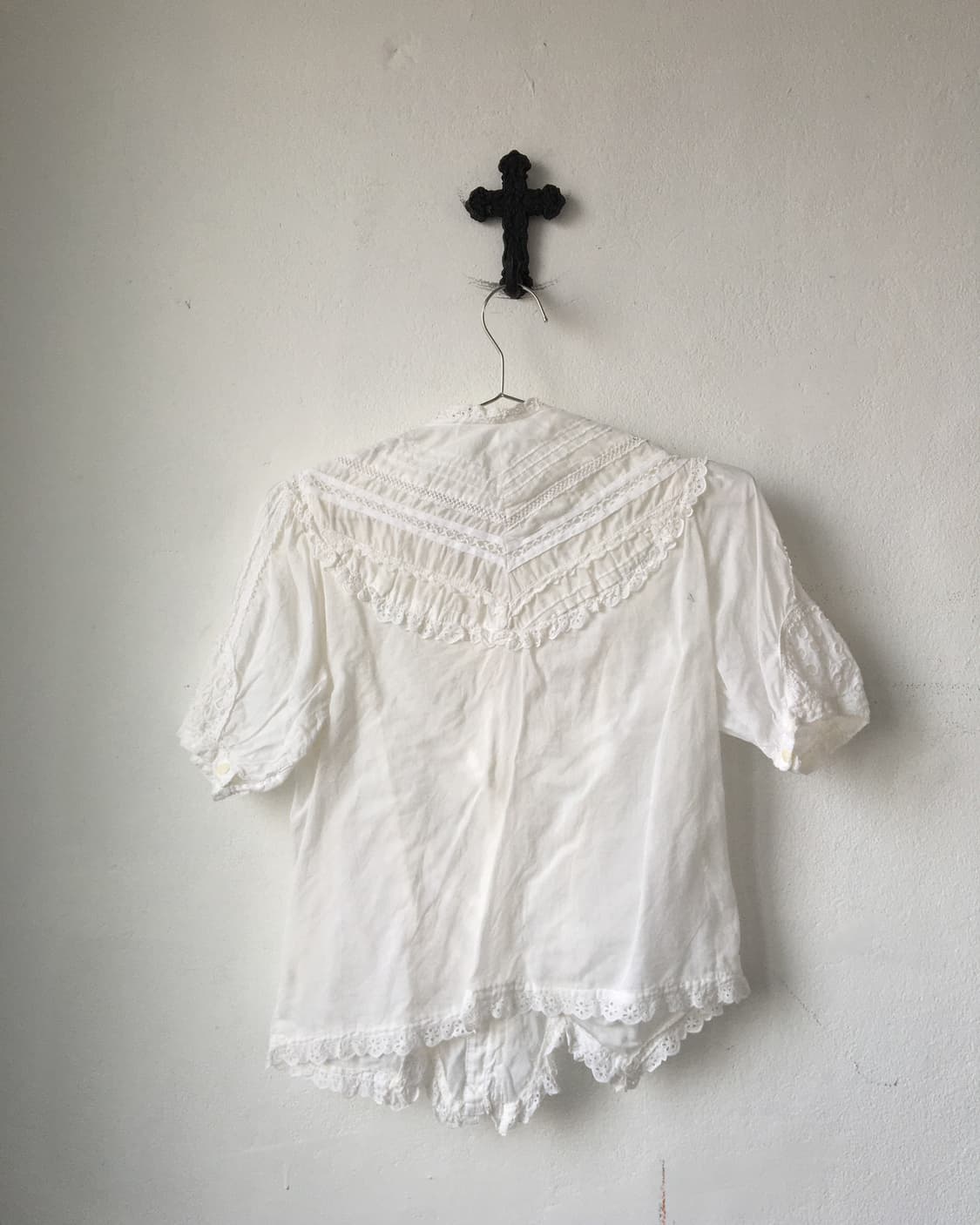 Unbalanced point pattern trimming blouse 상품이미지4