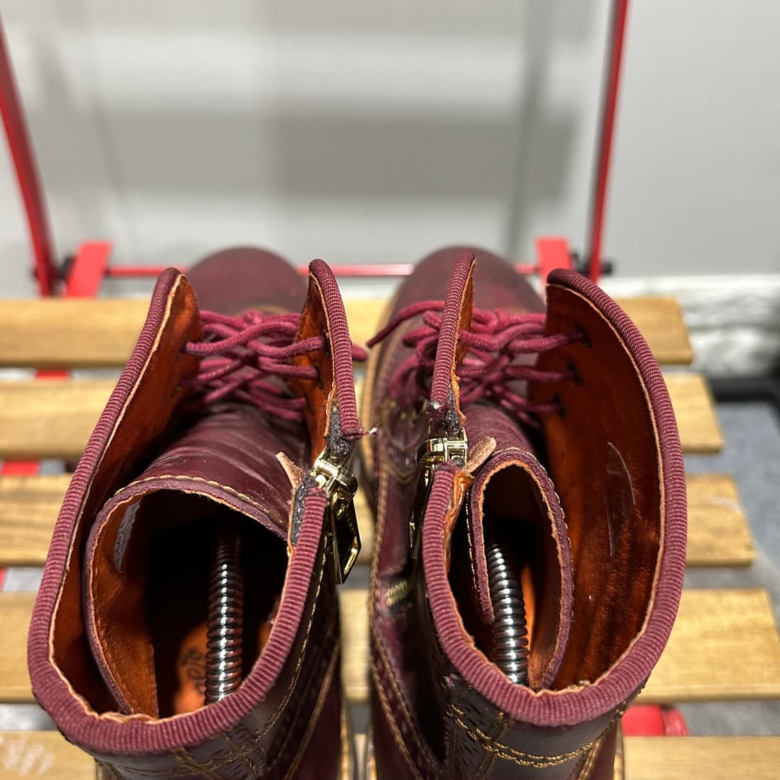260) 대너 워커 남성 남자 부츠 메달리온 윙팁 워커 부츠 버건디 상품이미지5