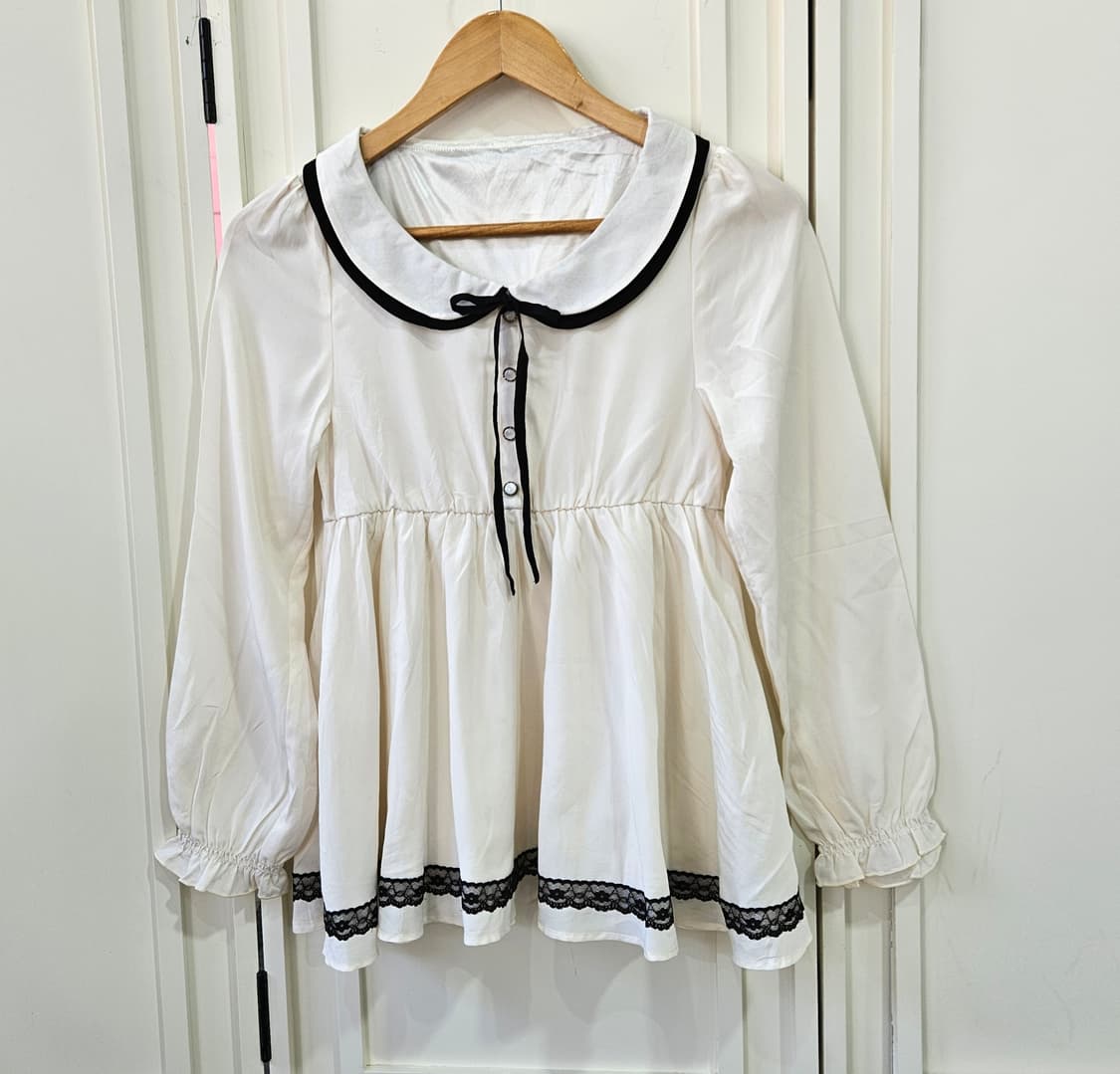 (Tralala) 배색카라 리본 블라우스 상품이미지1