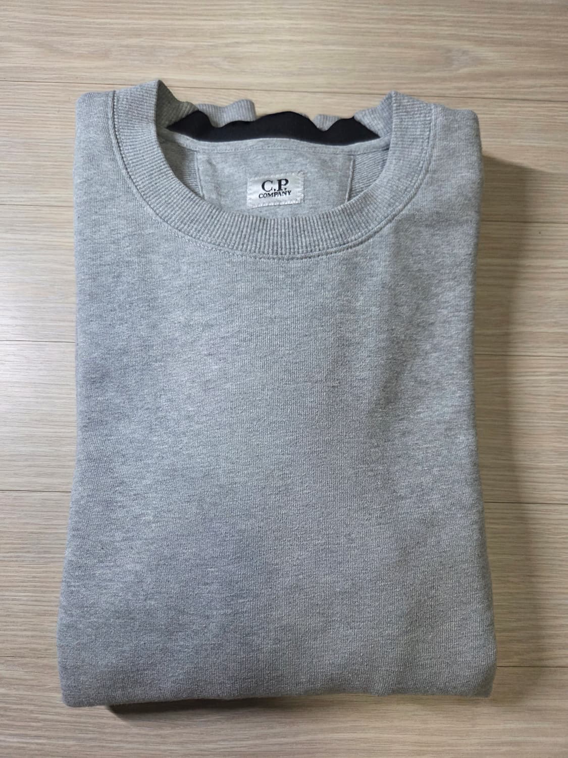 CP컴퍼니 다이애그널 레이즈드 맨투맨 L 상품이미지9