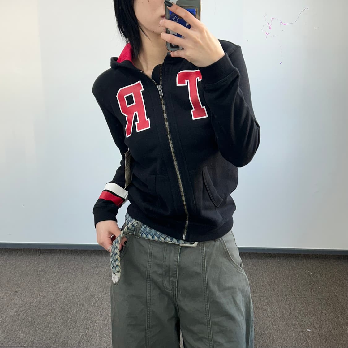 Truereligion 트루릴리젼 데드스탁 레드로고 백포인트 후드집업   상품이미지2