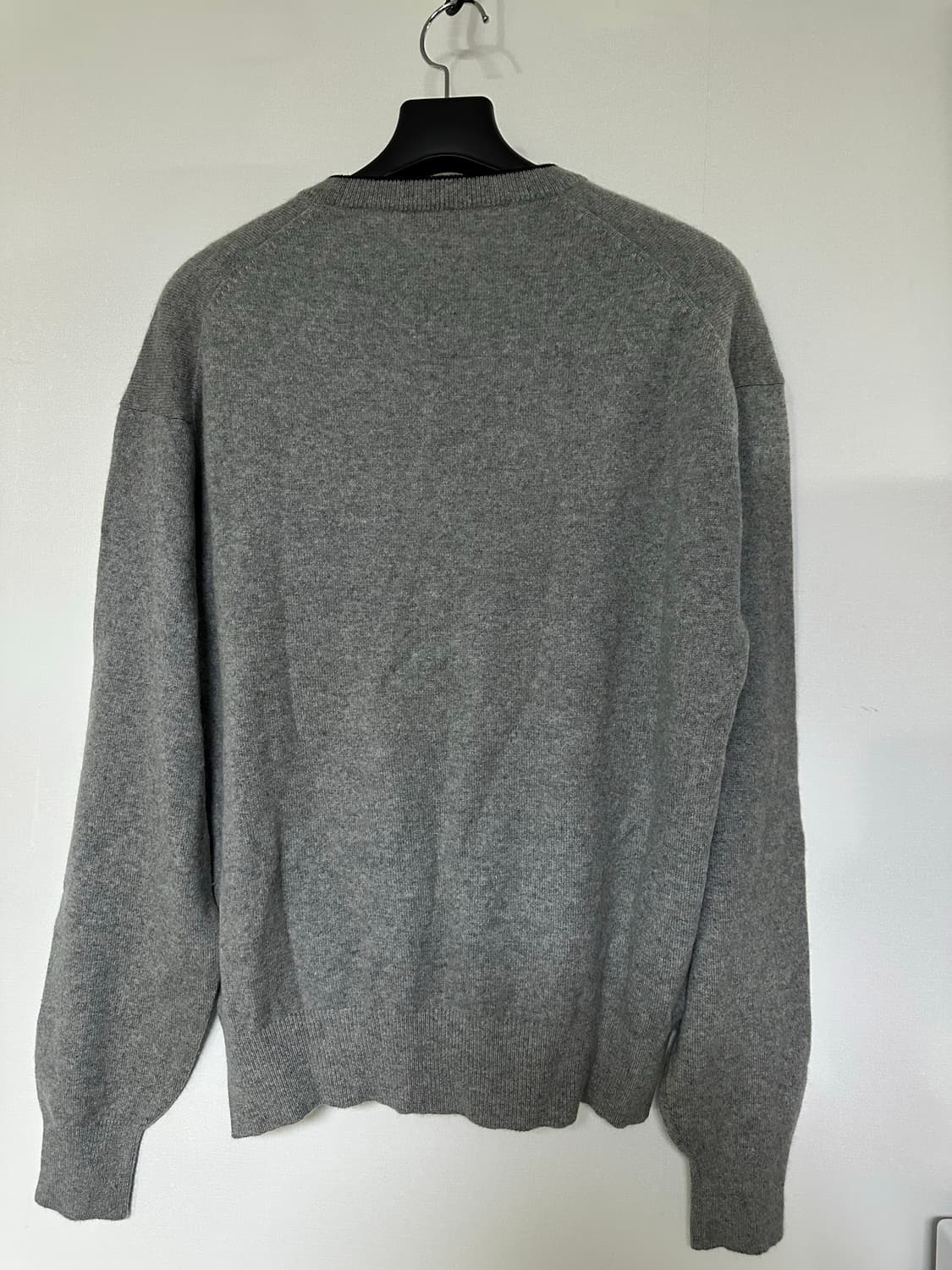 폰타나 V넥 니트 그레이 상품이미지2