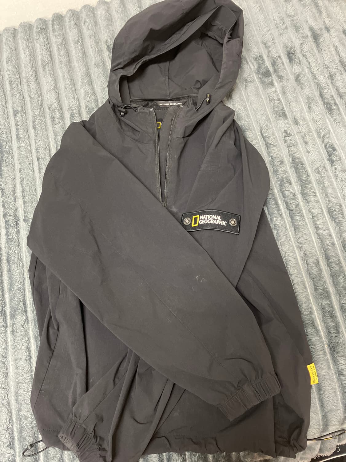 네셔널지어그래픽 바람막이s 상품이미지1