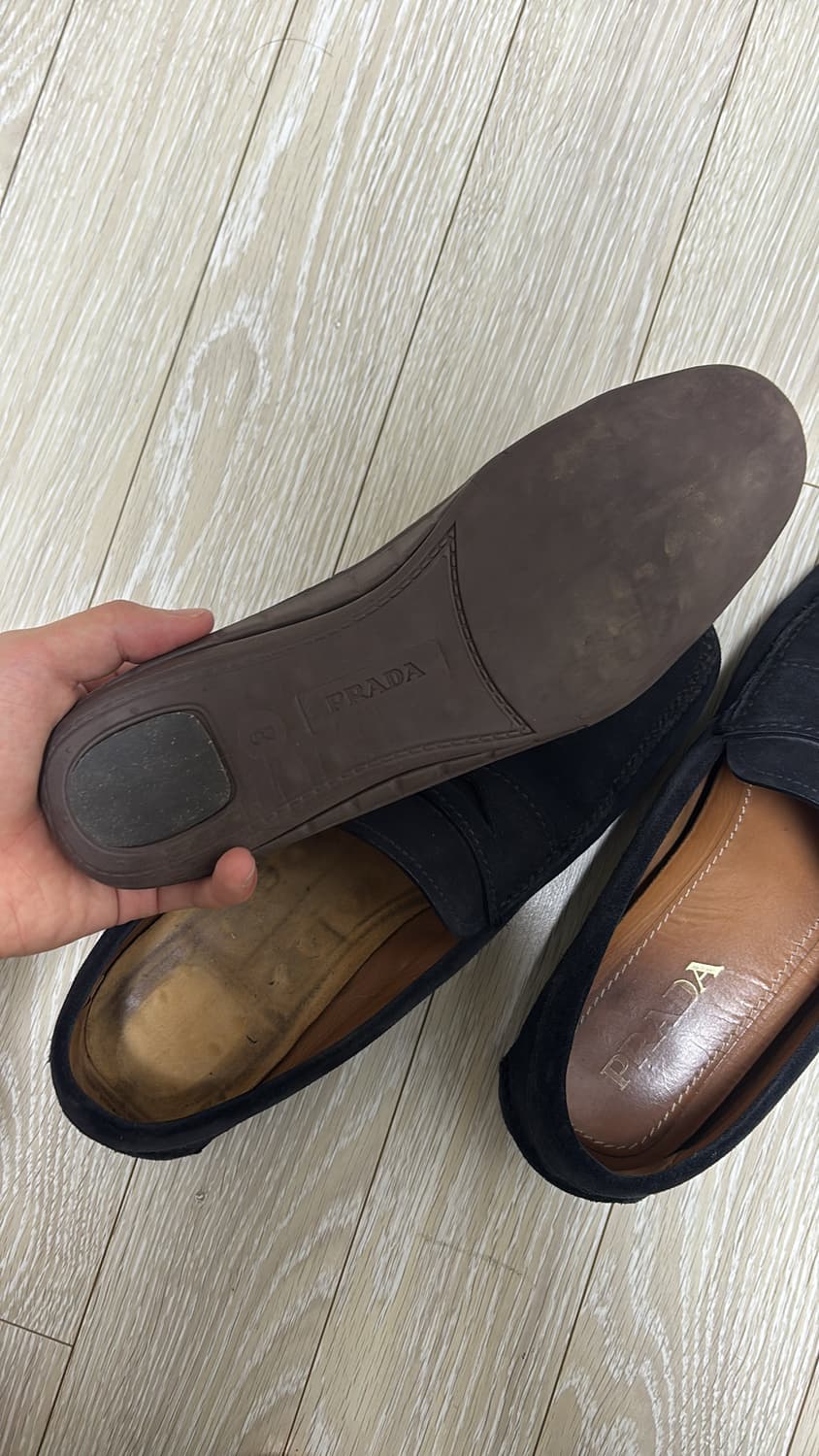 프라다 스웨이드 로퍼 드라이빙 슈즈 8사에즈 상품이미지4