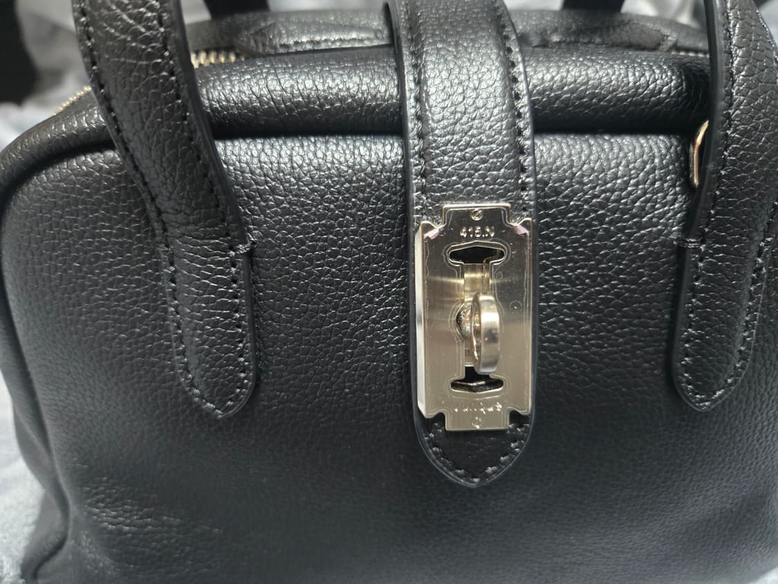 (새상품)(급처)분크 스몰 도트백 상품이미지6