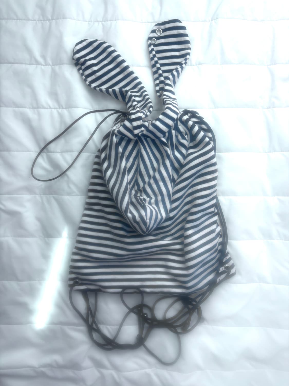Nuyet 누엣 Stripe rabbit hoodie bag 상품이미지1