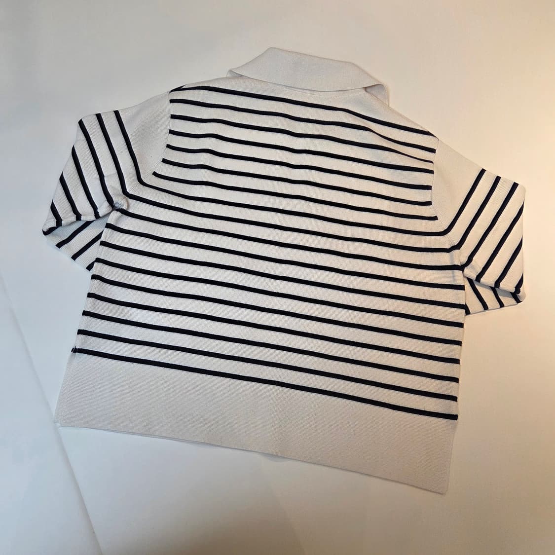 아르켓 오픈카라 스트라이프 니트 상품이미지2