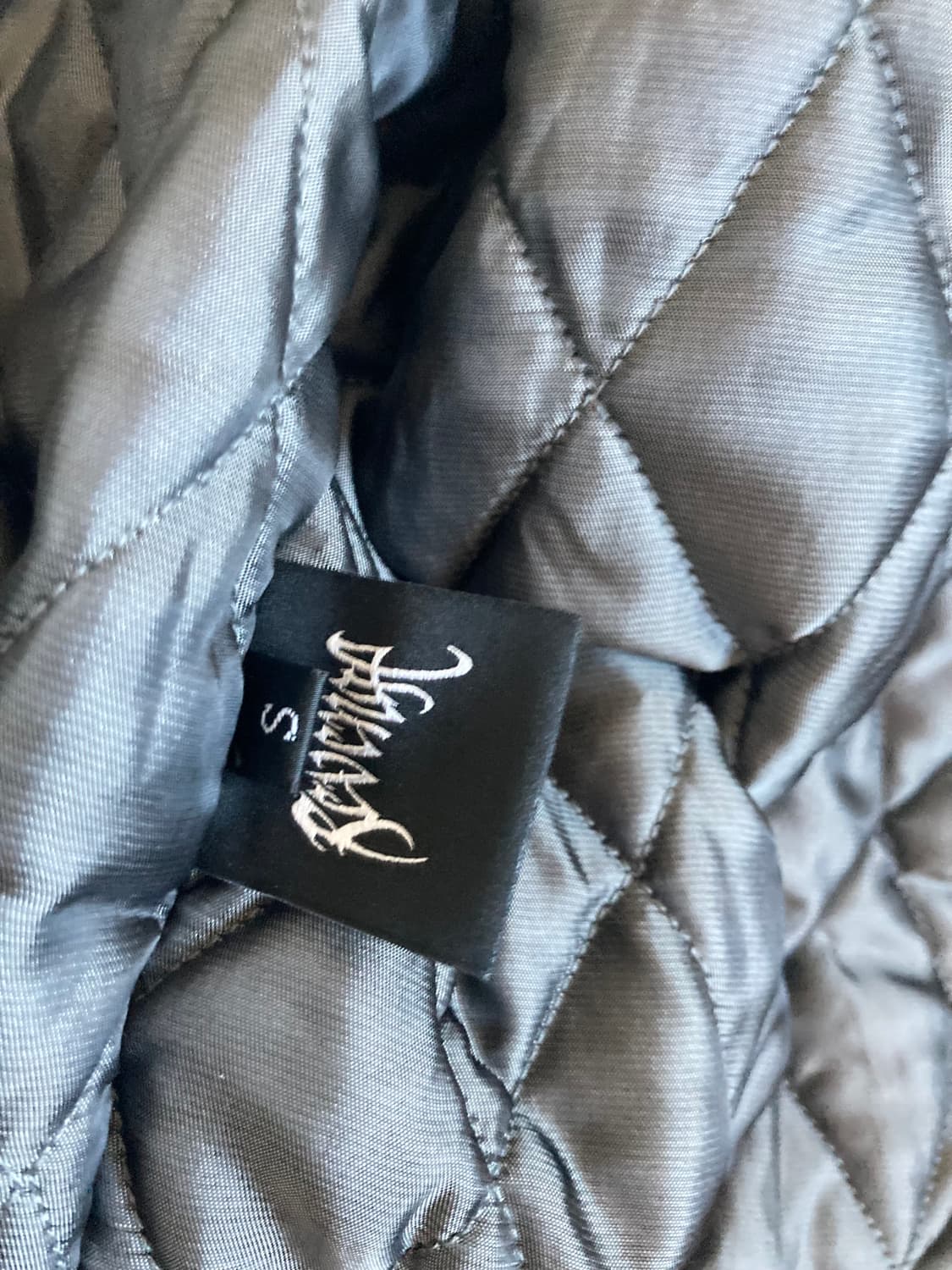 리벤지 엠브로이더리 후드 봄버 패딩 상품이미지6