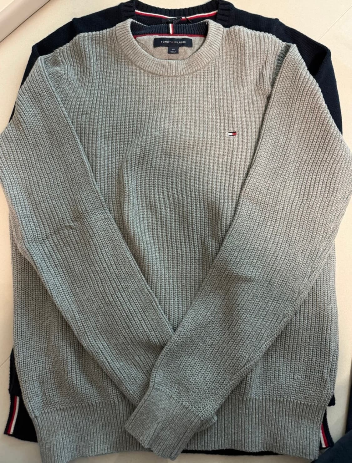 타미 그레이 니트 상품이미지1