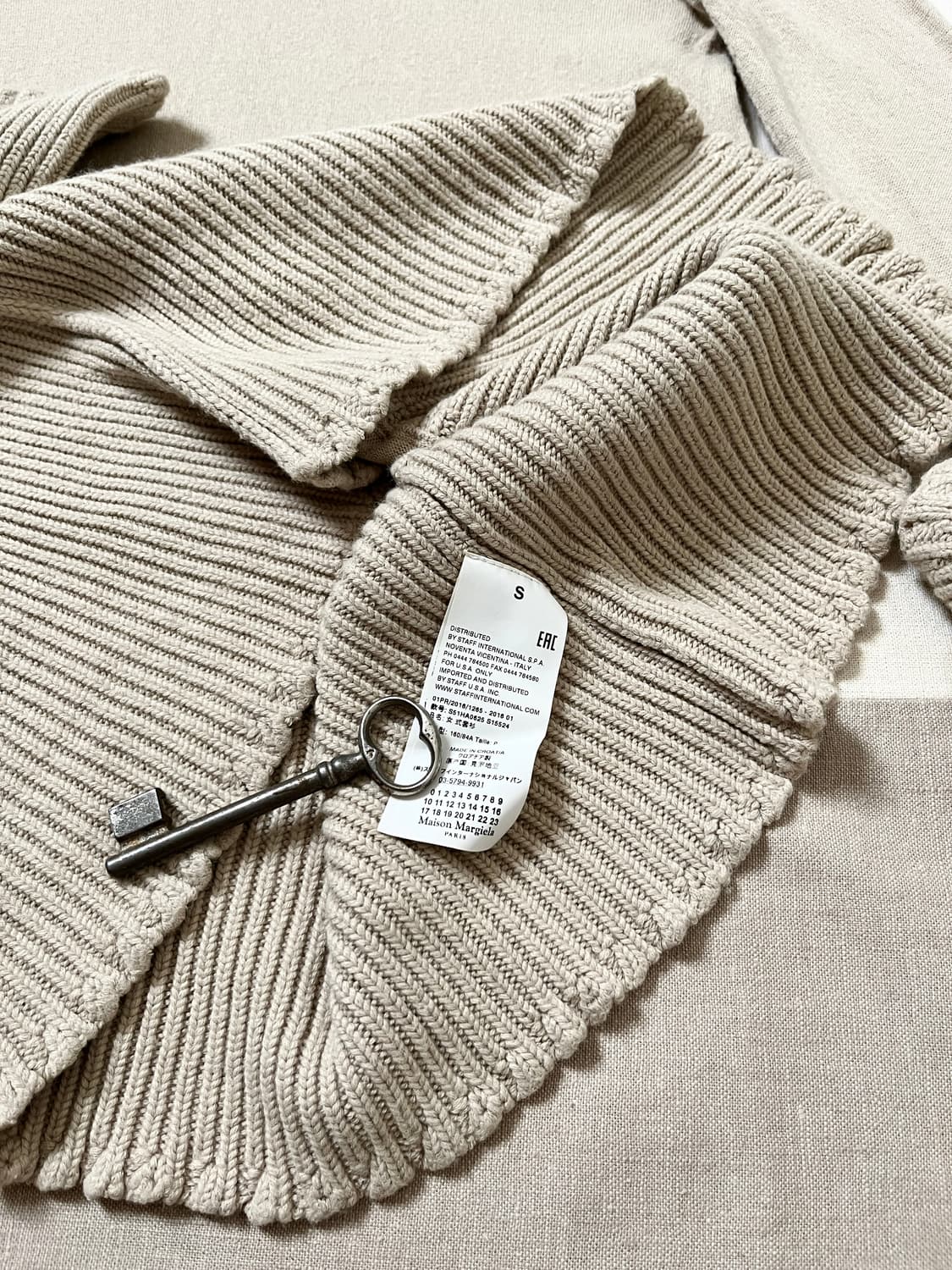 마르지엘라 메인라인 컷아웃 니트 maison margiela 상품이미지7