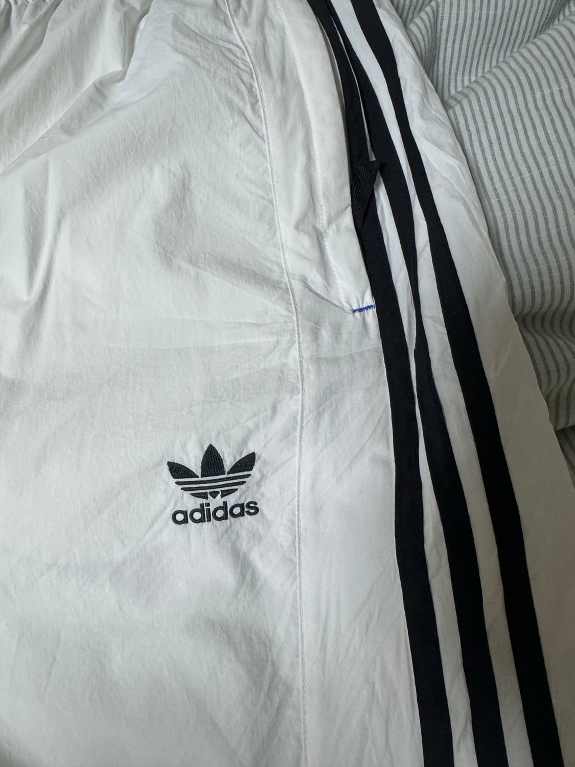 아디다스 예쓰아이씨 콜라보 트랙 팬츠 2XL 상품이미지3