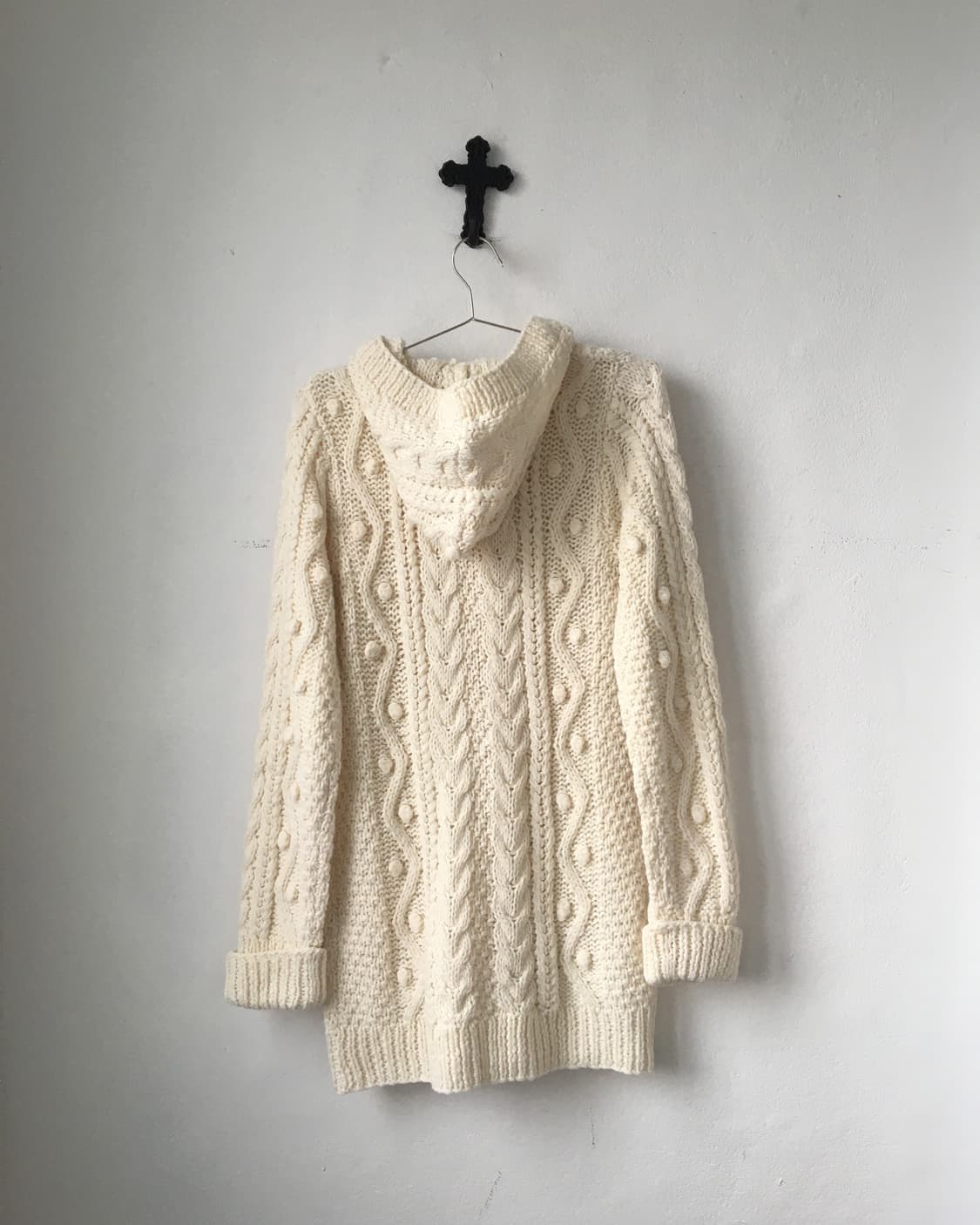 Pompom point knit hood cardigan 상품이미지3