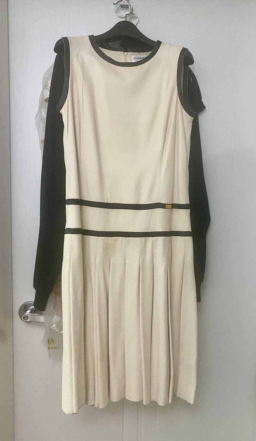 샤넬 런웨이 컬렉션 빈티지 양가죽 드레스 상품이미지3