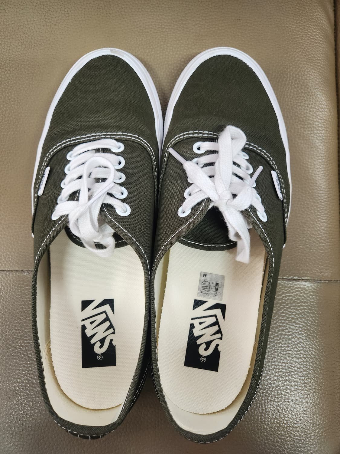 반스 44dx에너하임 컴피쿠스 27.5cm 팝니다 상품이미지1