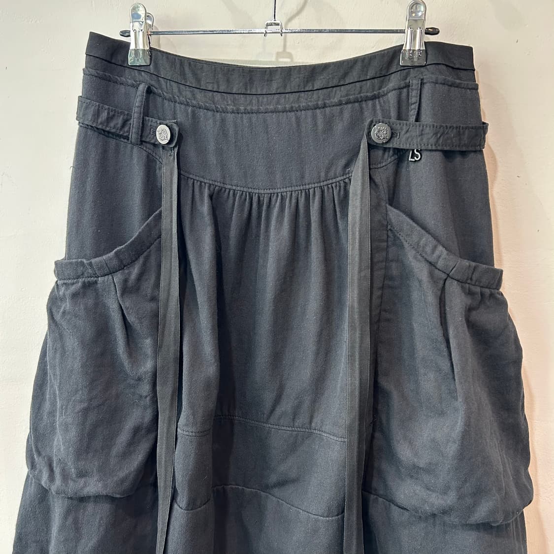 블랙 포켓 미디 스커트 상품이미지2