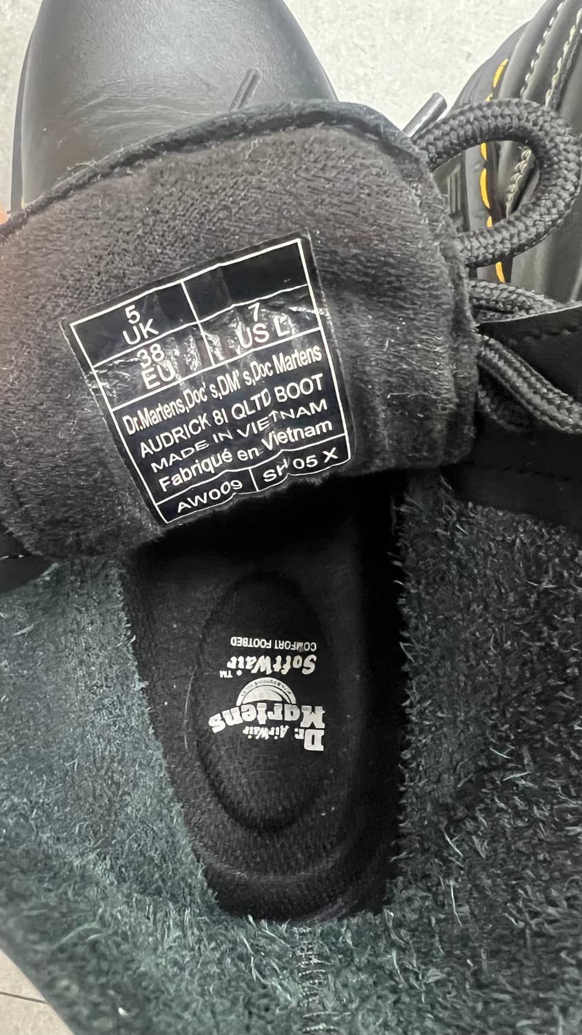 닥터마틴 상품이미지2