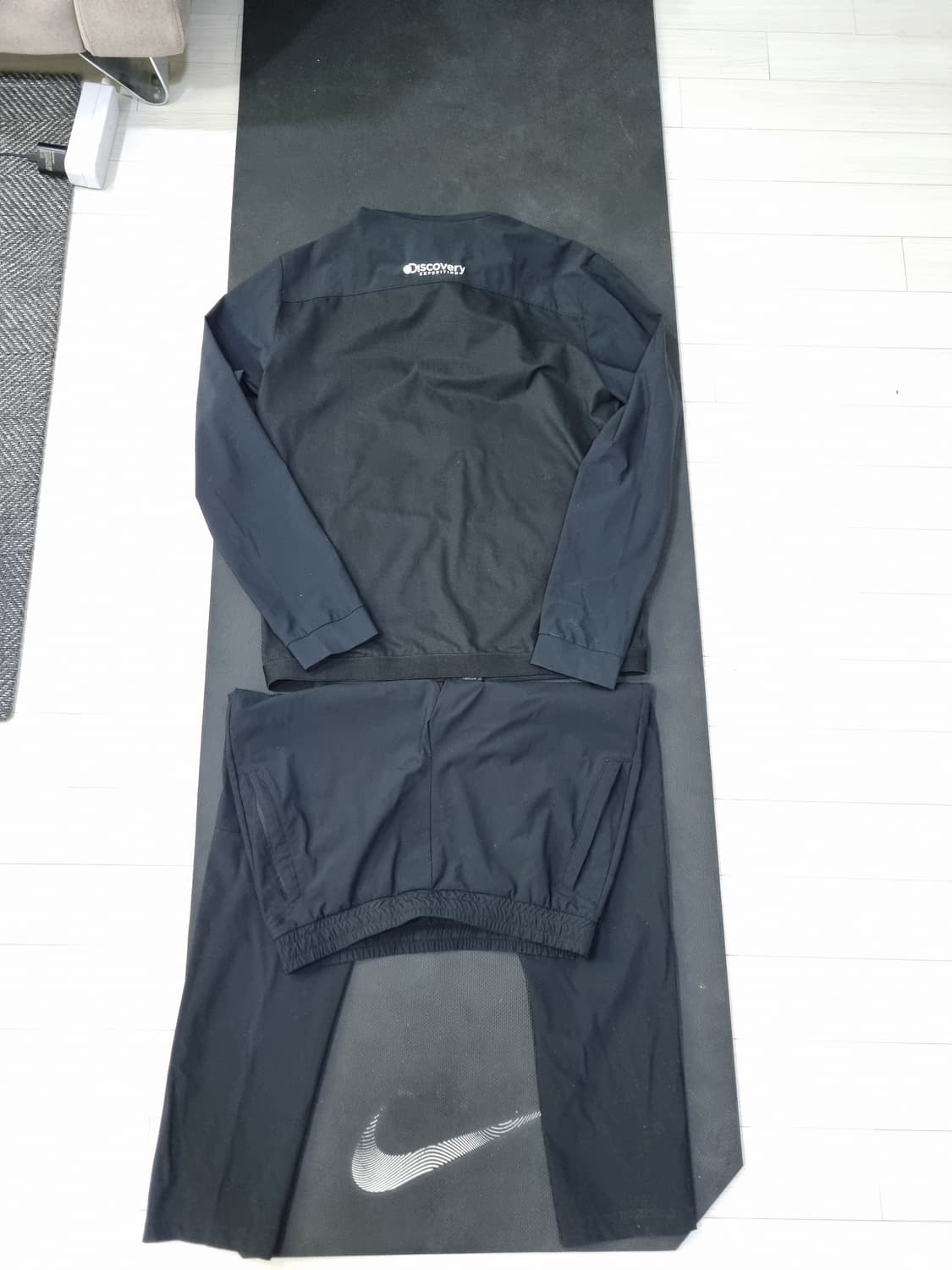 [세트/100] 디스커버리 익스페디션 트레이닝 셋업 (블랙) 상품이미지3