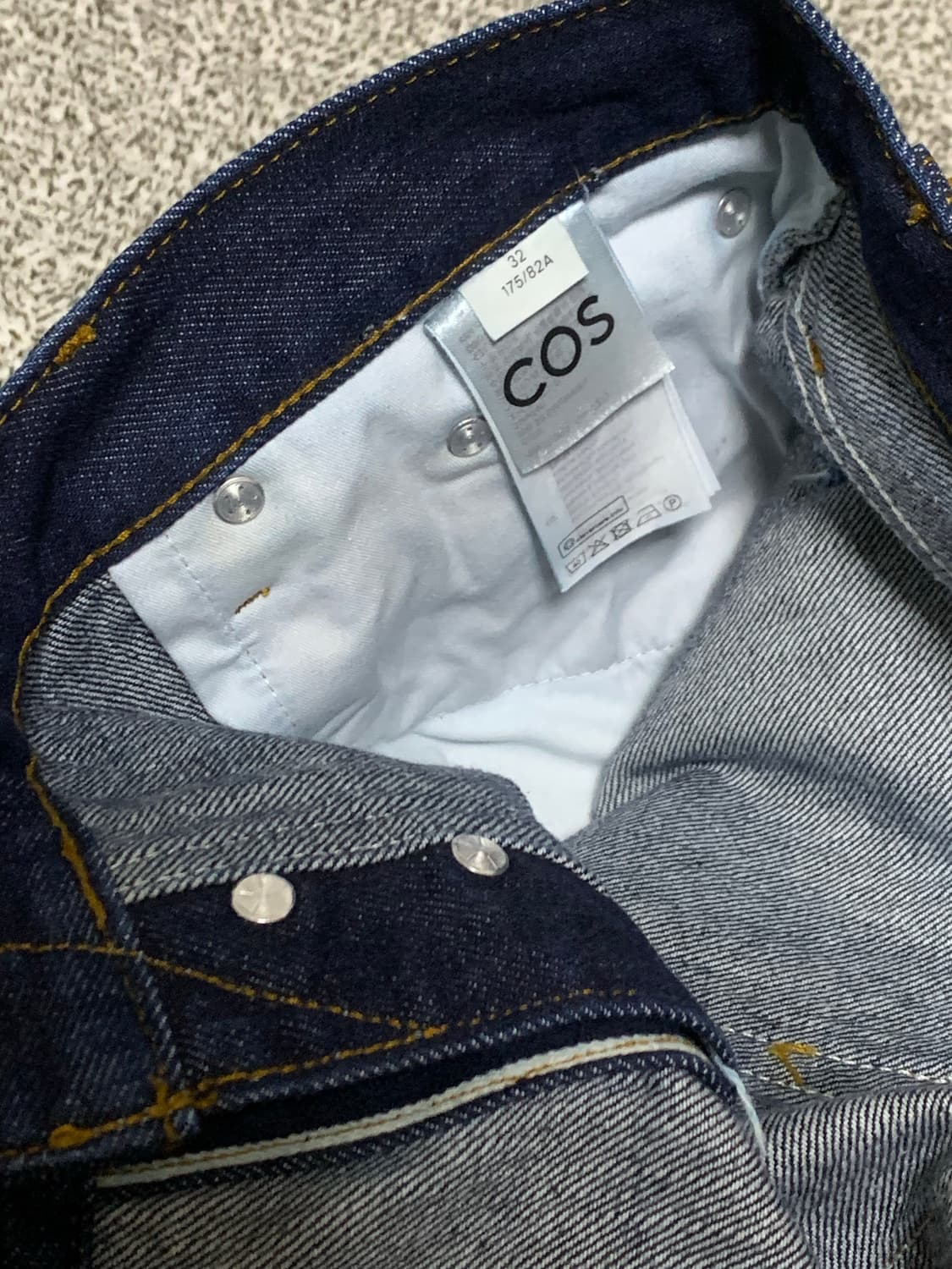 COS 와이드 데님 팬츠 32 네이비 상품이미지3