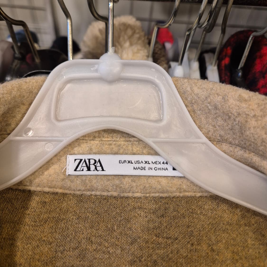 XL(착샷잇음) 자라 보카시베이지 셔츠자켓 상품이미지5