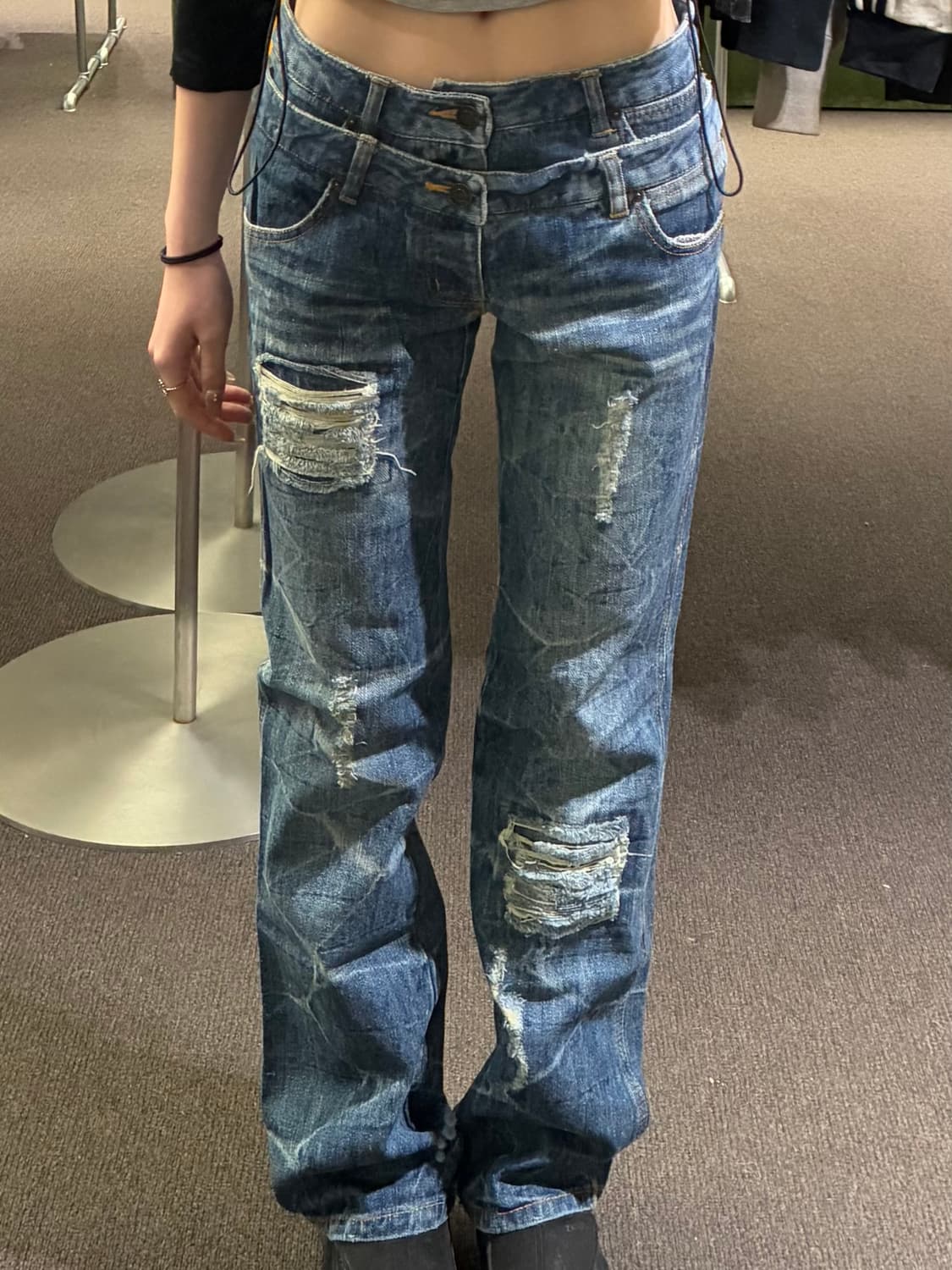OS)Japanese vintage 여성 데미지 디테일 부츠컷 데님팬츠 상품이미지3