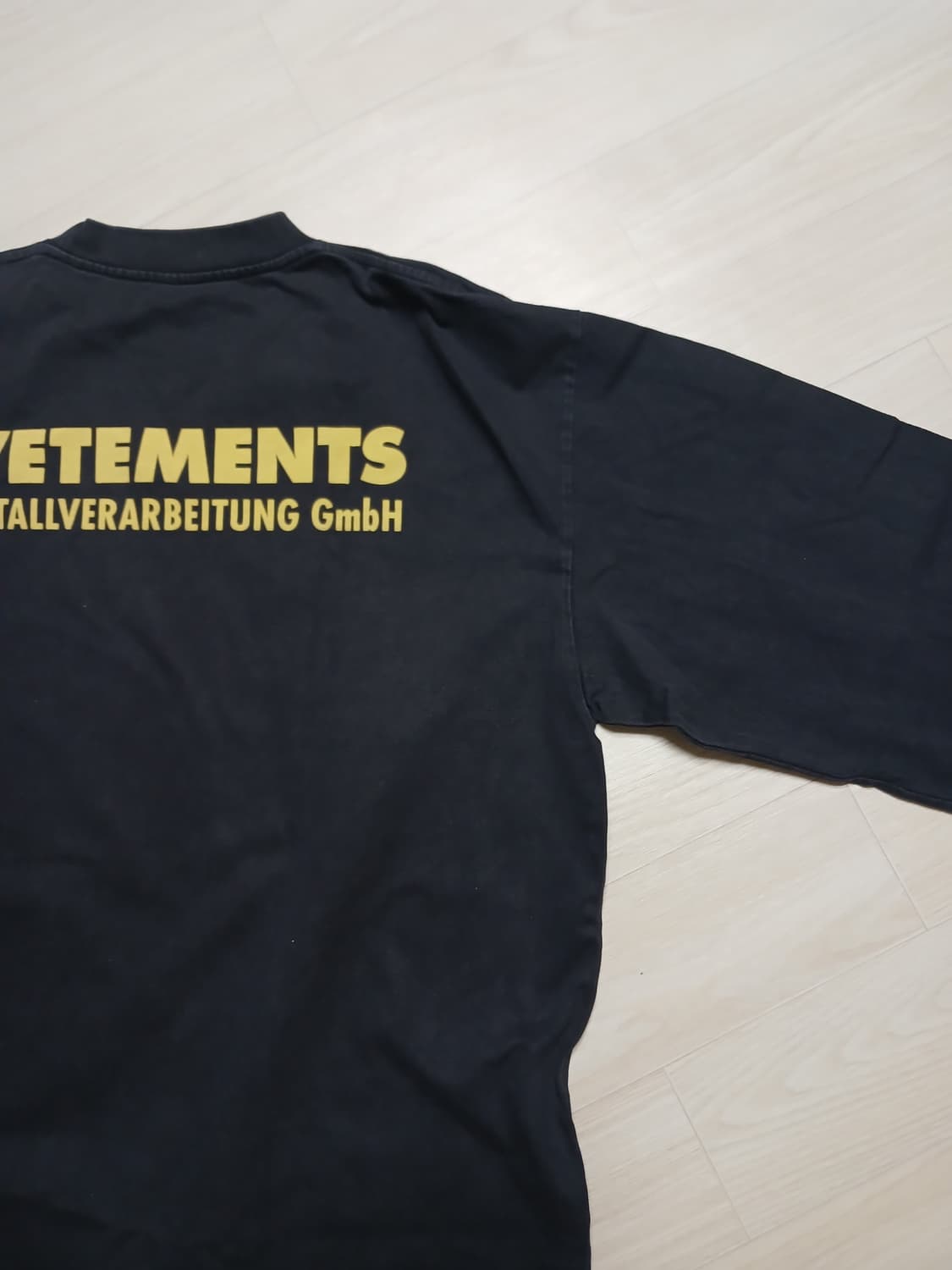 L 베트멍 메탈 로고 오버사이즈 긴팔 티셔츠 상품이미지3