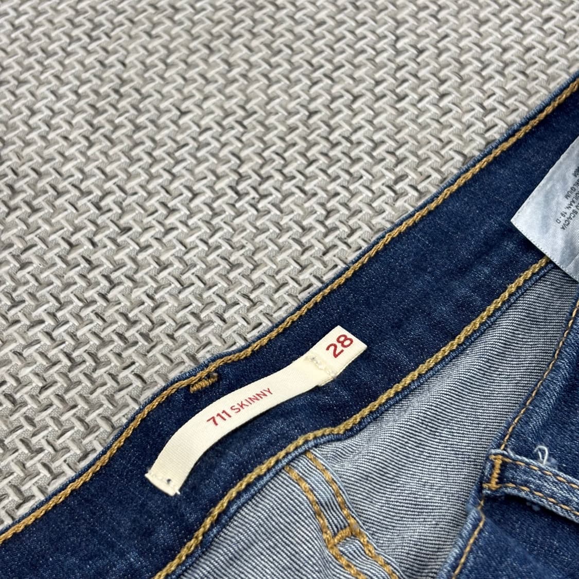 Levi's 711 스키니 데님팬츠 w28 L30 상품이미지6