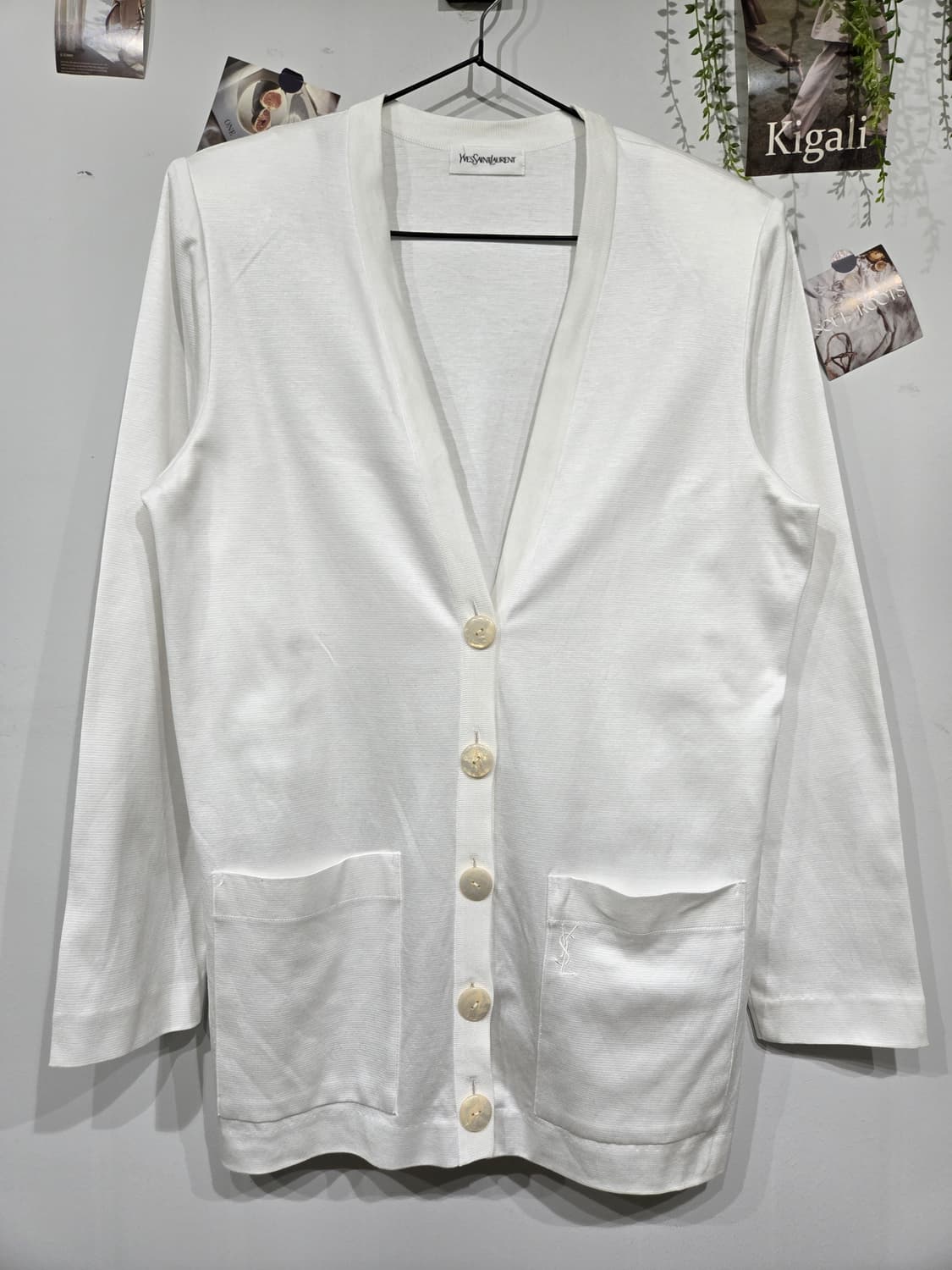 입생로랑 화이트 가디건 상품이미지3