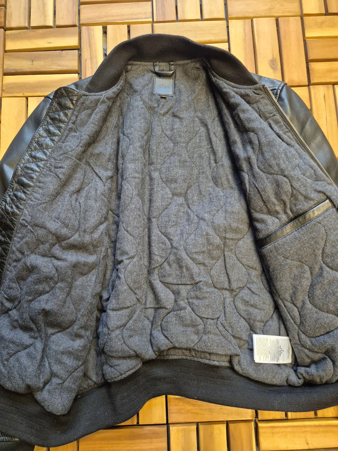 Gap 갭 카우레더 봄버 자켓 상품이미지3