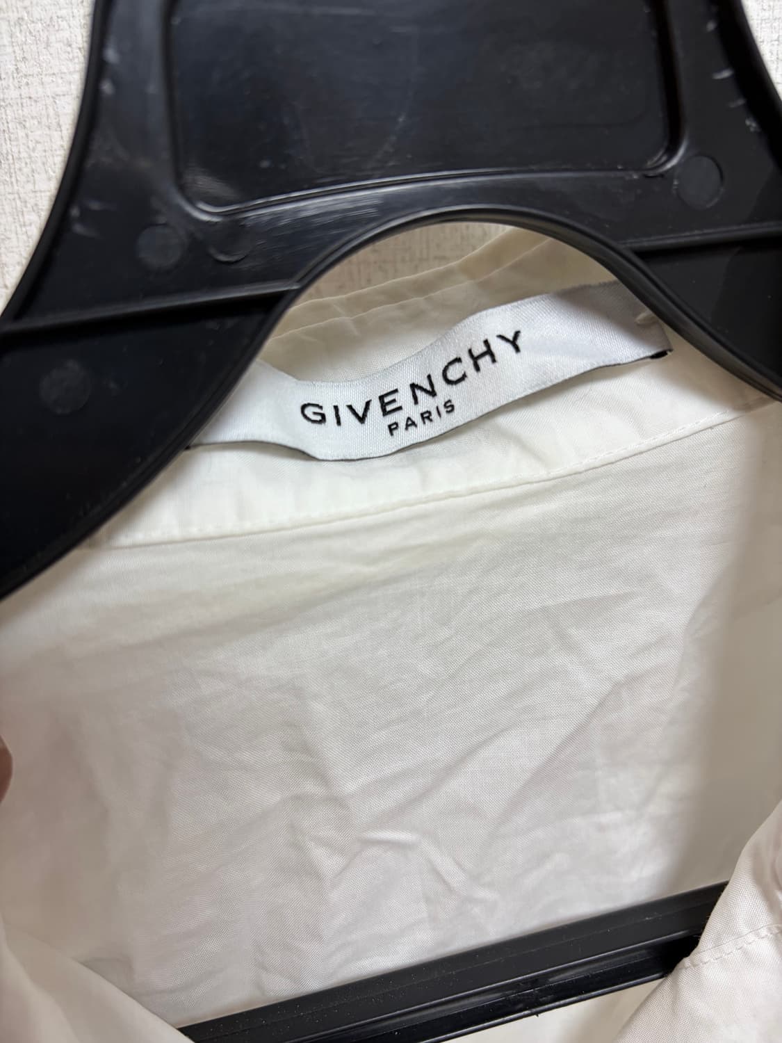 지방시 26ss 스트럭처드 숄더 셔츠 상품이미지3