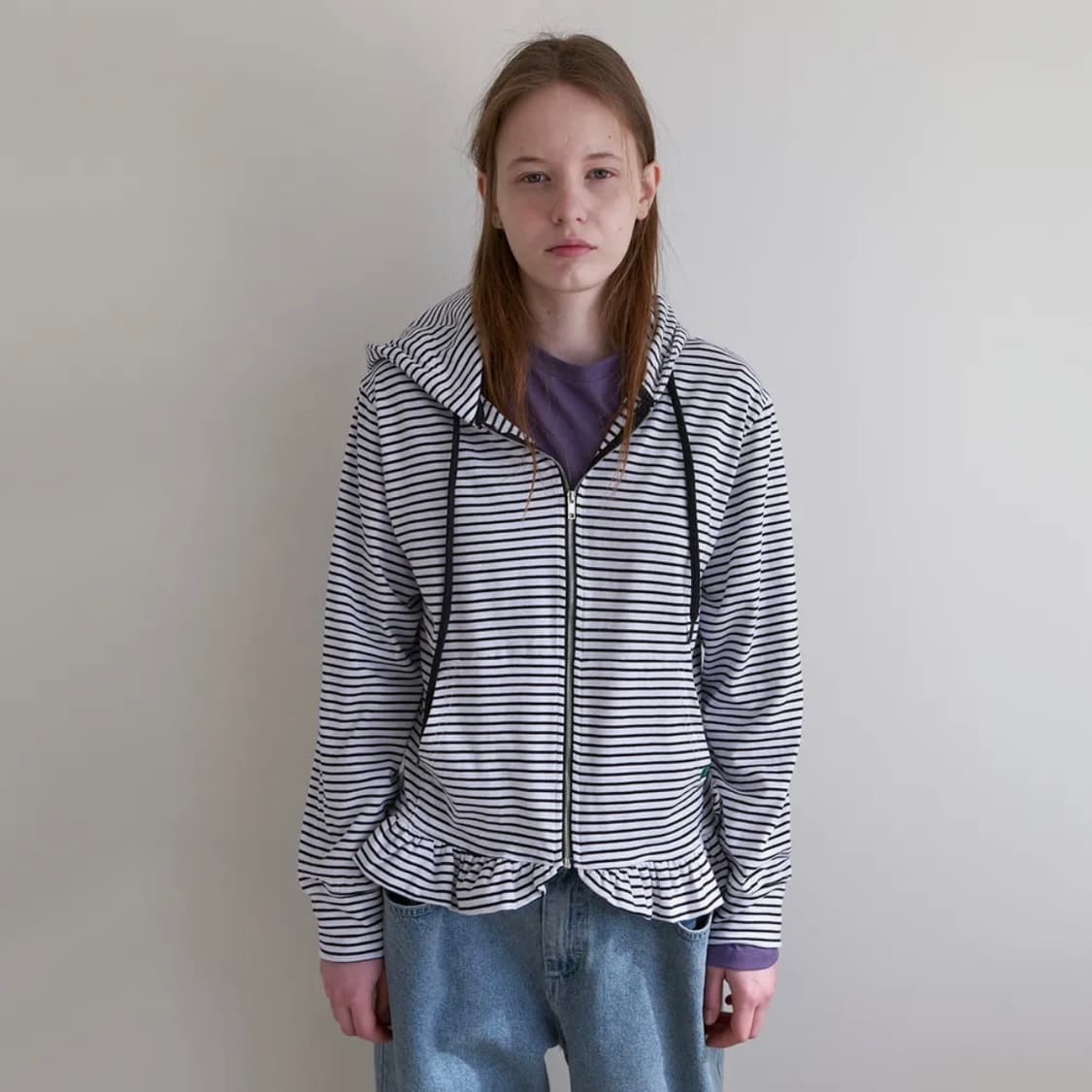 노컨텐츠 스트라이프 프릴 후드집업 아일릿 원희 착용 코이세이오 지초이 상품이미지2