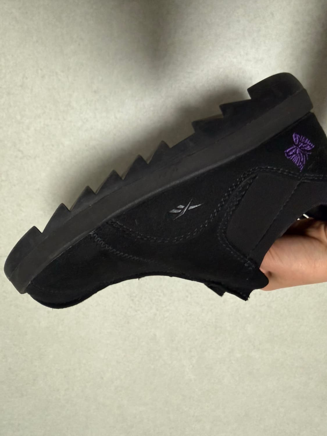 리복 x 니들스 비트닉 목 코어블랙 상품이미지1