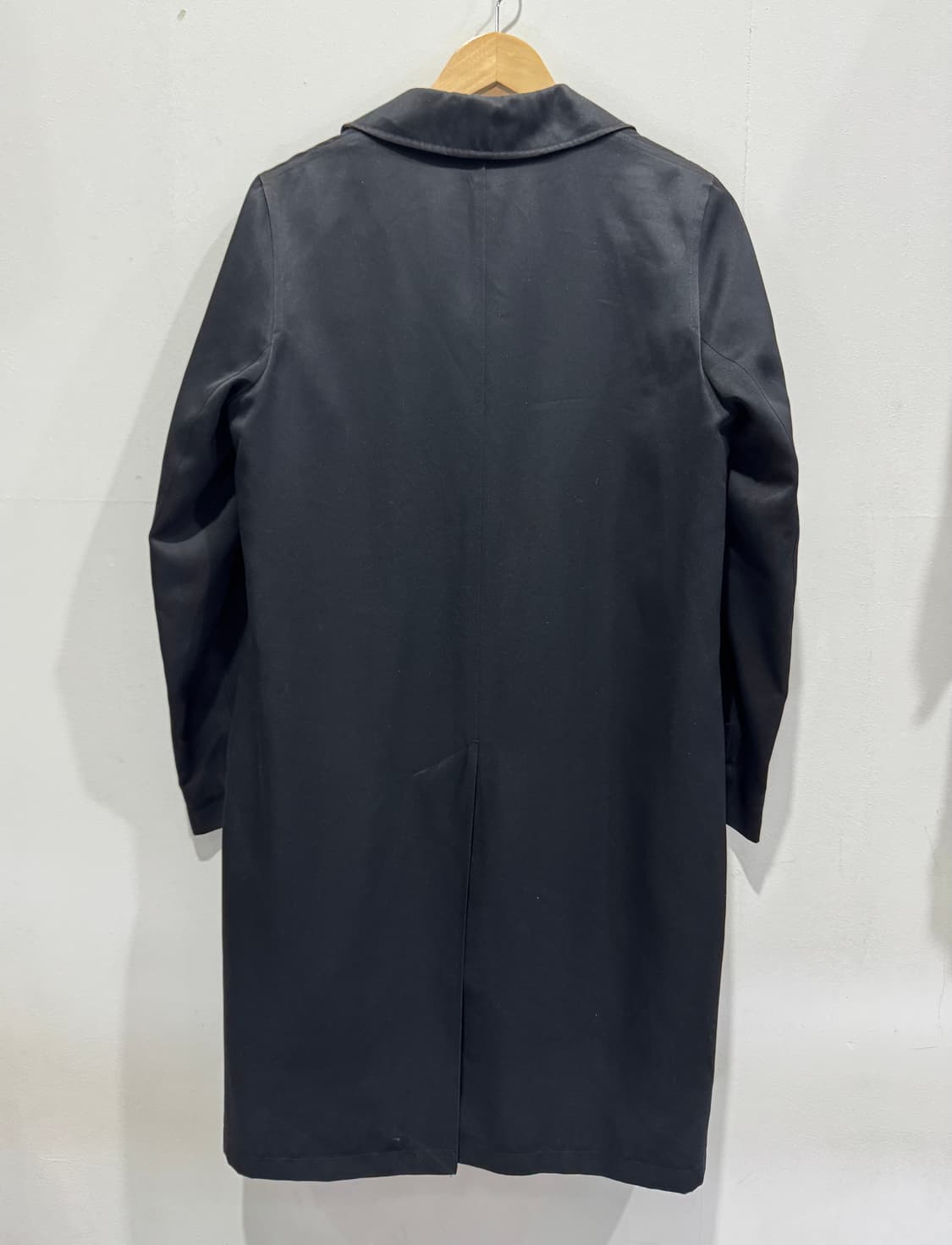 버버리 런던 블랙 왁싱코팅 코트 40 정품 상품이미지2