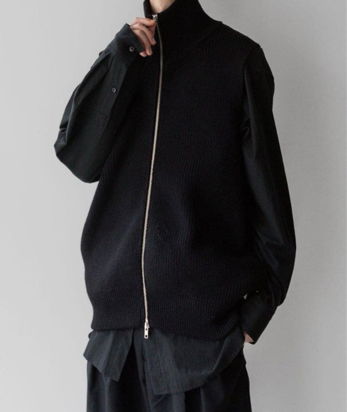 슈테인 stein OVERSIZED DRIVERS KNITZIP VEST 상품이미지3