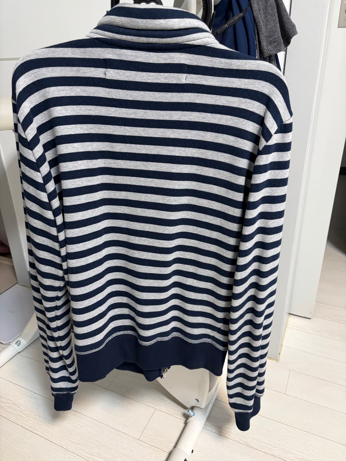 오픈와이와이 아플리케 집업 네이비 M 상품이미지3