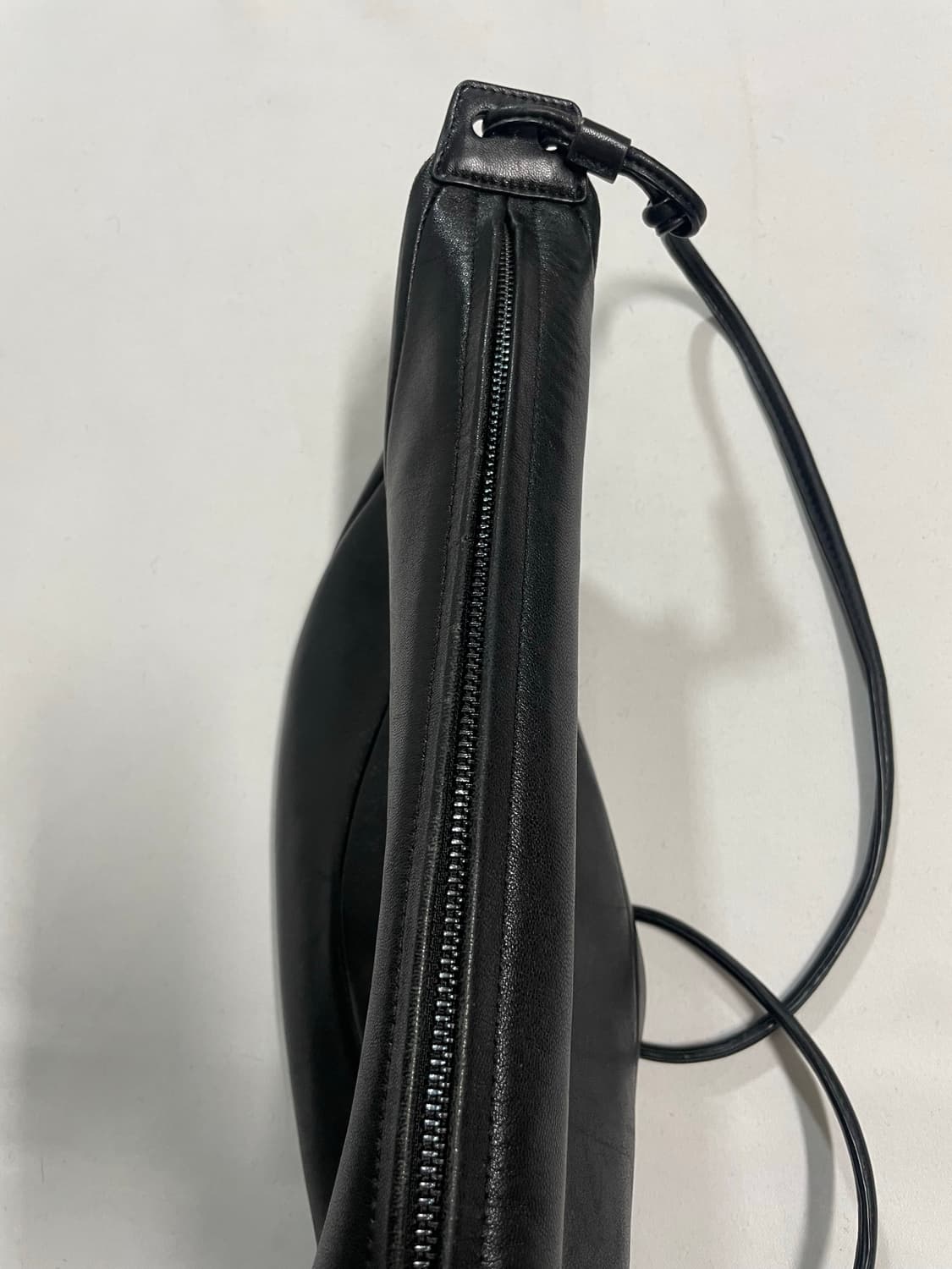 아카이브앱크 플링백 블랙 미디움 상품이미지5