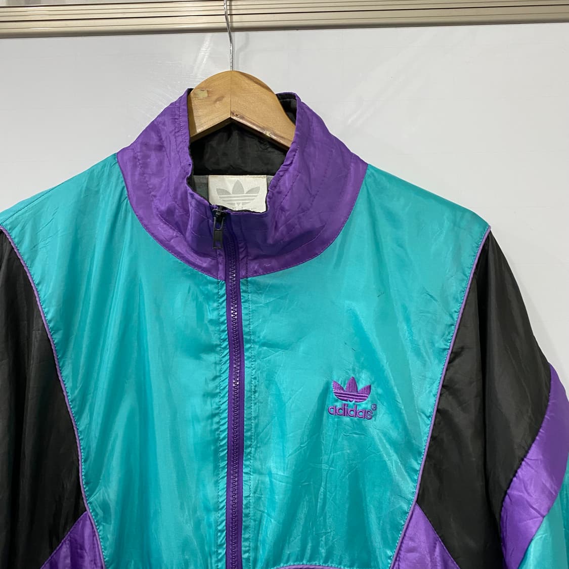 아디다스오리지날 빅로고 바람막이(L) 상품이미지3