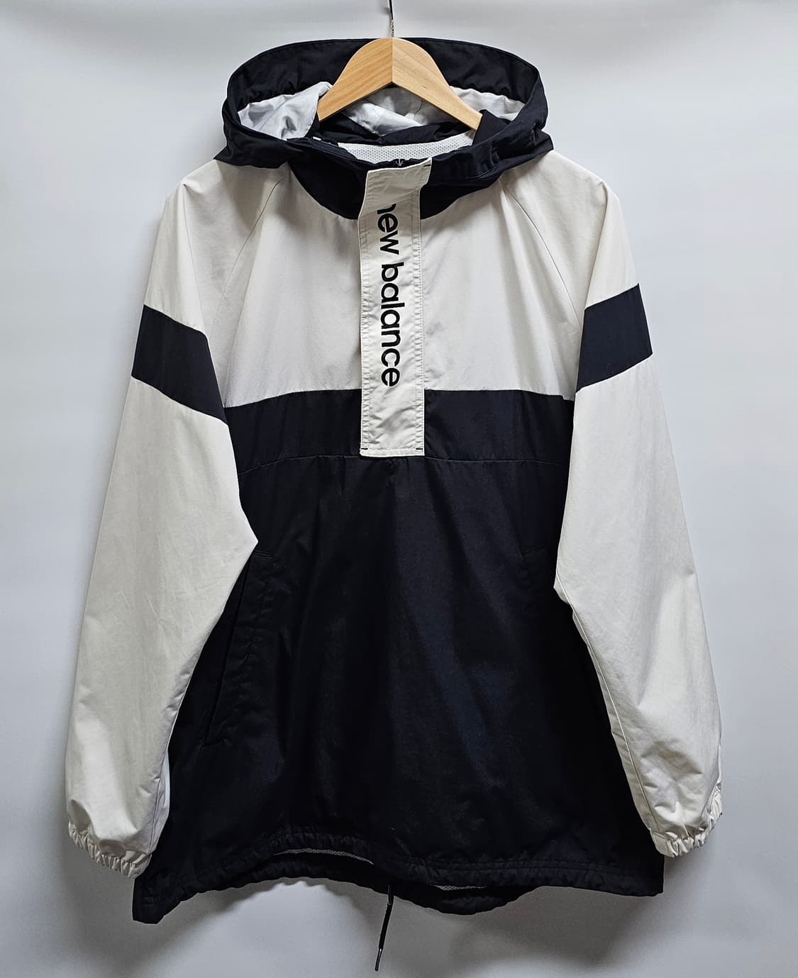 뉴발란스 아노락 바람막이 L 100 상품이미지1