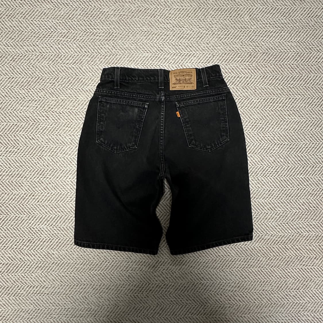 LEVI'S 550 90's black denim shorts 상품이미지2