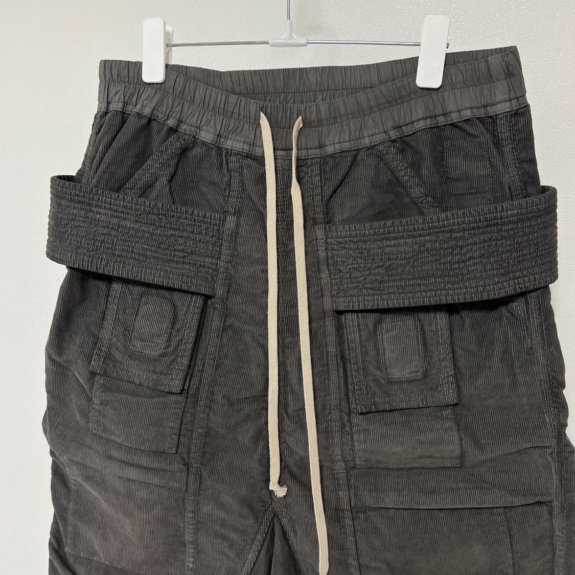 릭오웬스 15FW 다크쉐도우 코듀로이 태권도 카고 쇼츠 다크 더스트 상품이미지3